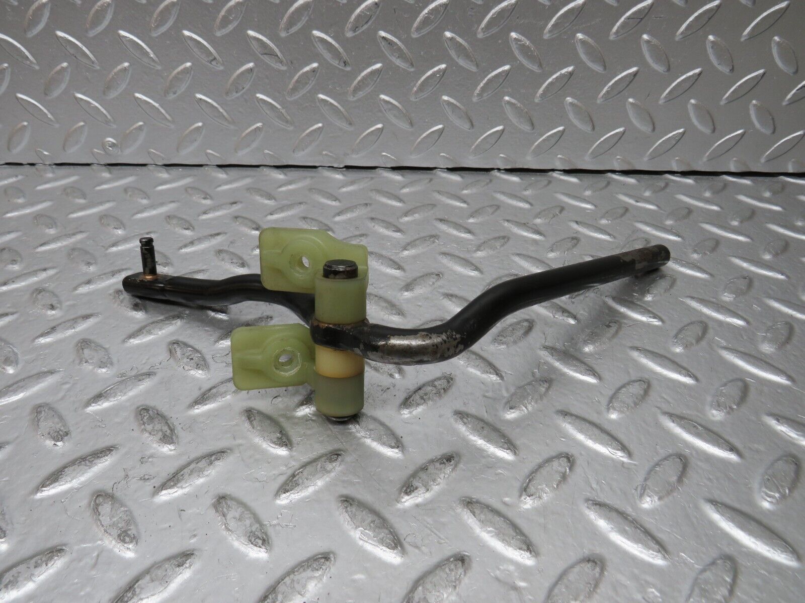 26906 Mercedes-Benz W123 240D Accelerator Pedal Linkage