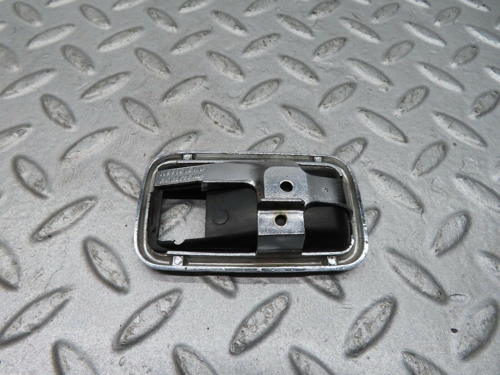 12261 Mercedes-Benz W108 280SE 3.5 Chrome Frame For Door Handle 1087660611