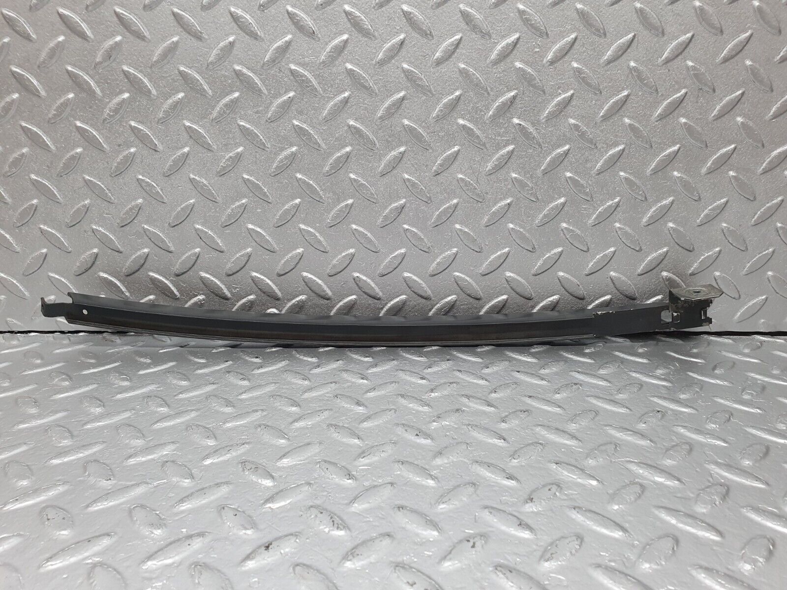 41420 Mercedes-Benz W124 200E Rear Left Door Window Channel