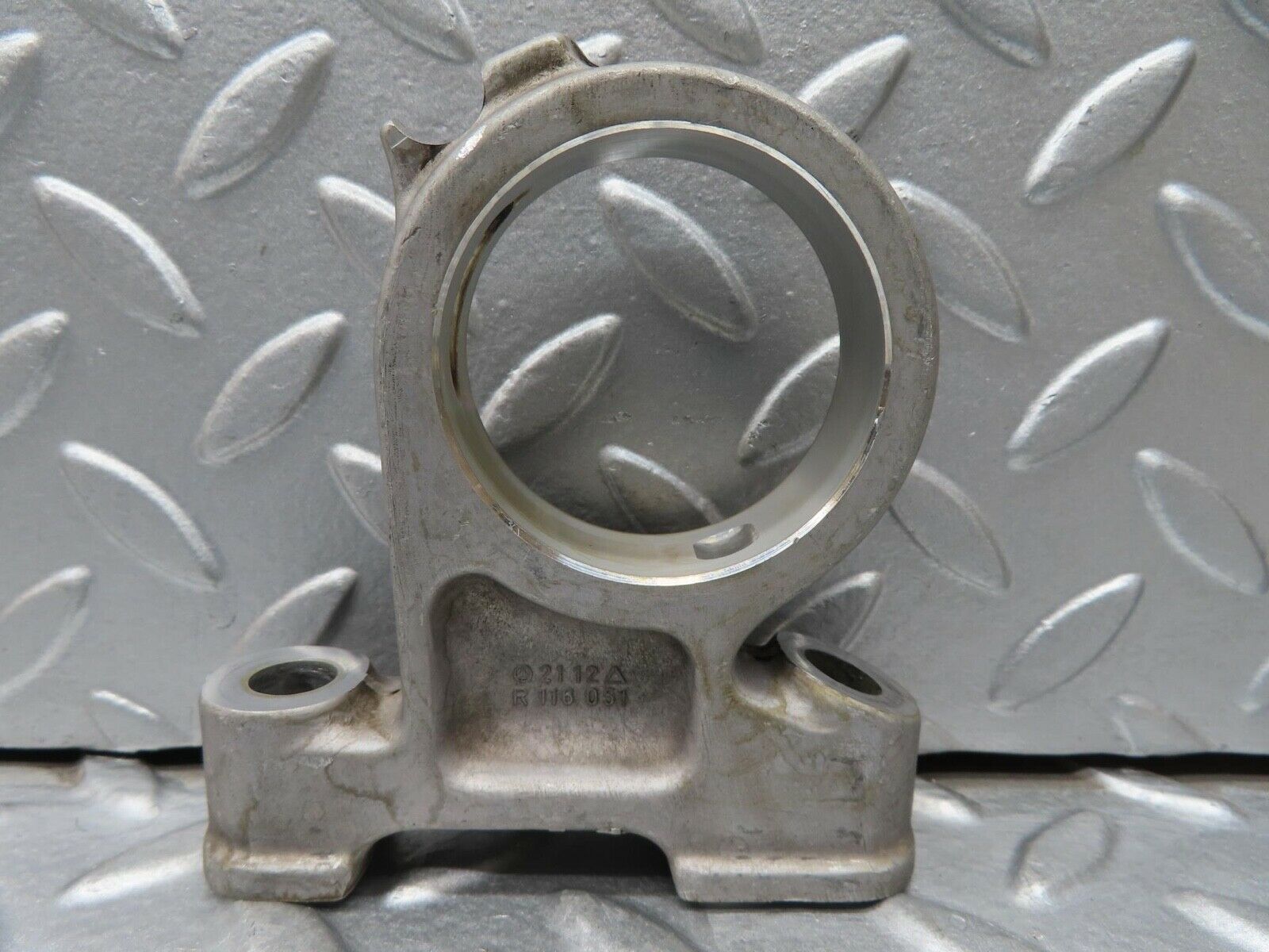 16553 Mercedes-Benz C107 350SLC Coupe Camshaft Tower Bearing 1160512112