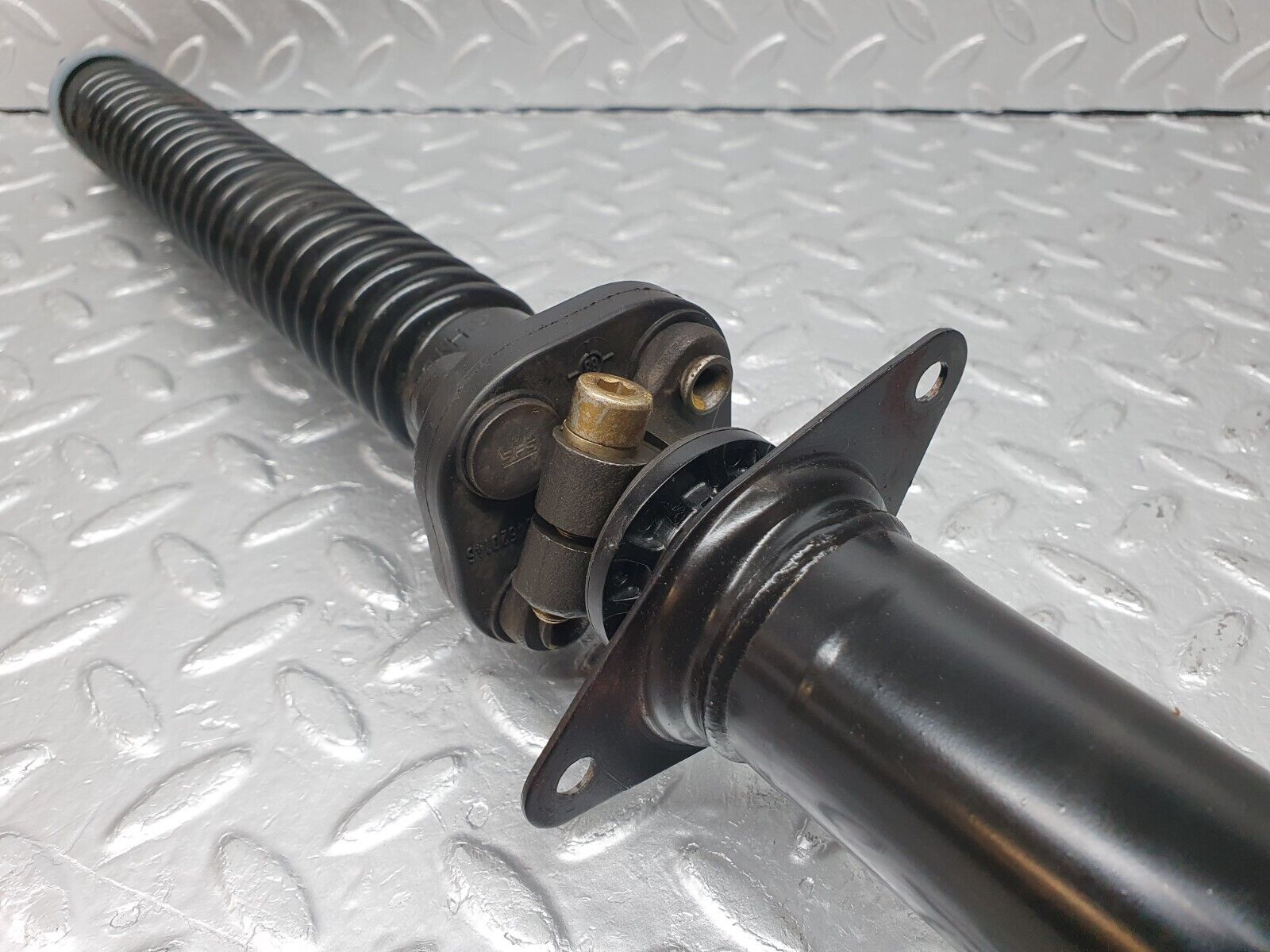 41390 Mercedes-Benz W124 200E Steering Column 1264620146