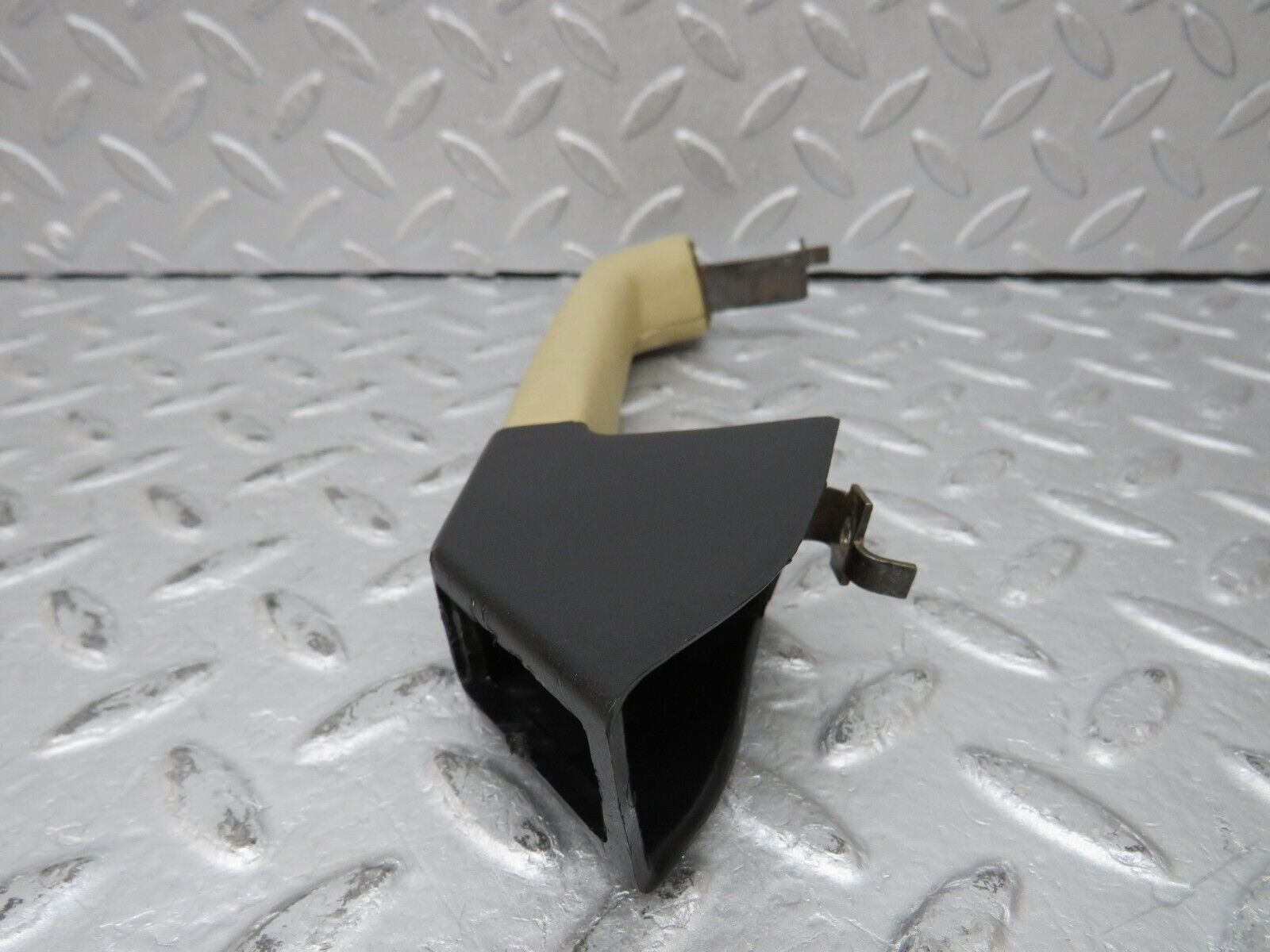 36957 Mercedes-Benz C126 420SEC Coupe Rear Right Interior Handle