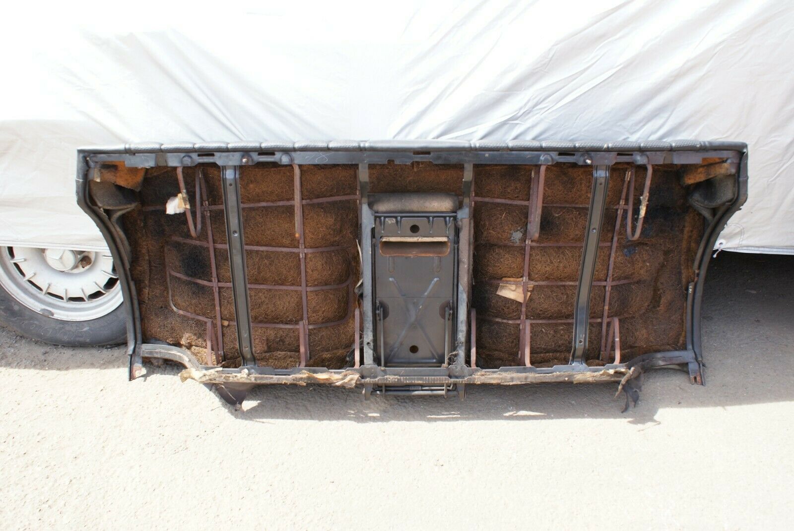 3172 Mercedes-Benz W115 220D Rear Seat Black Faux Leather