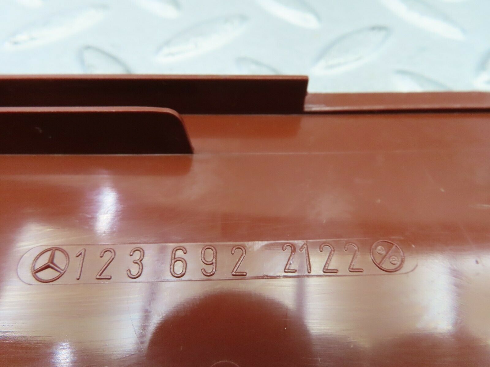 7546 Mercedes-Benz S123 230TE Wagon B Pillar Lower Trim Left 1236922122