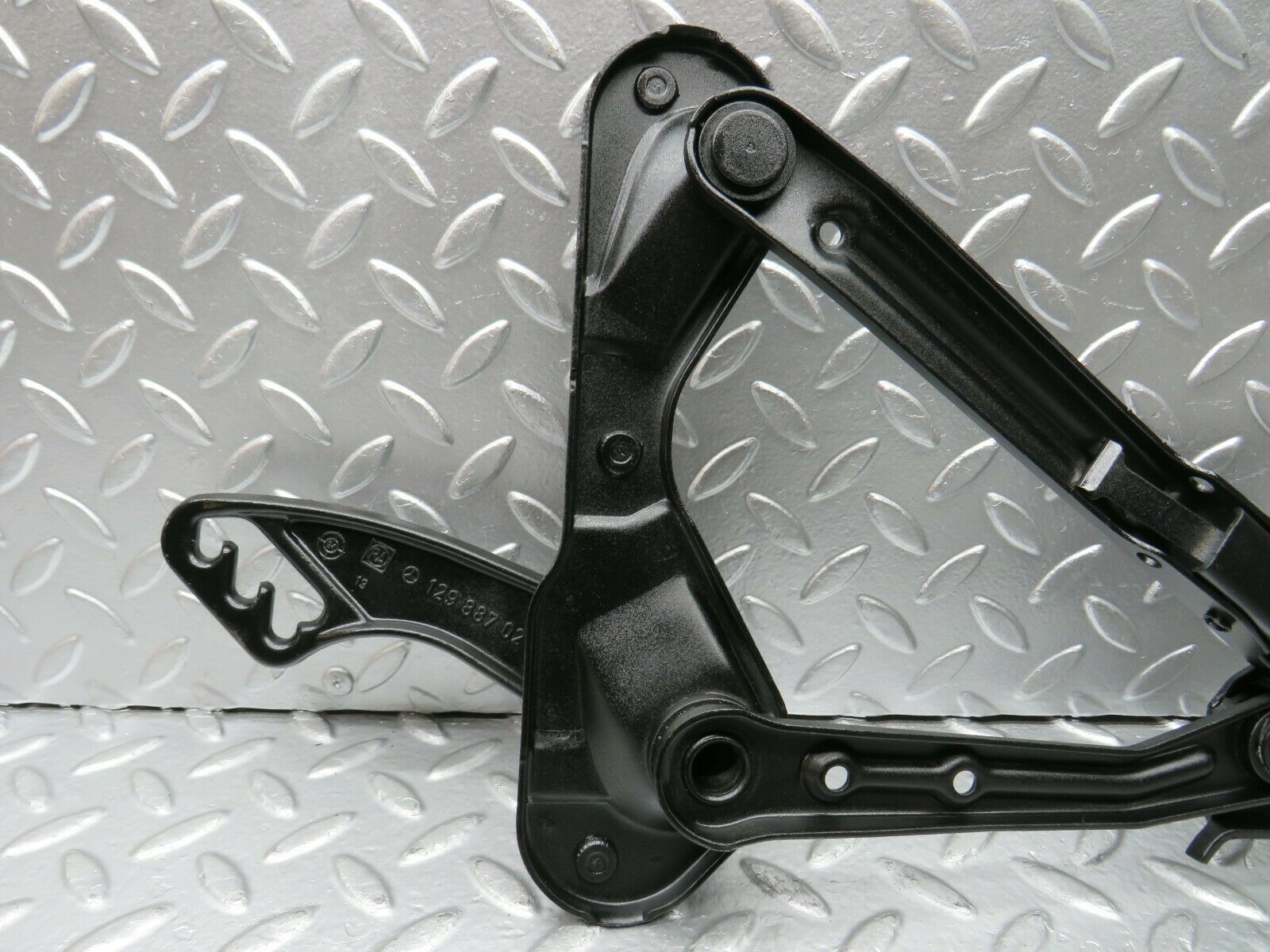 22550 Mercedes-Benz C124 E220 Coupe Bonnet Hinge Right Side 1298870274