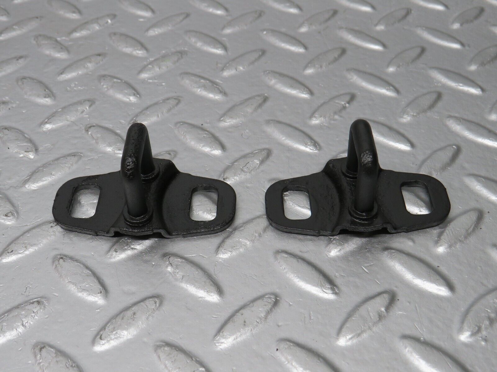 39708 Mercedes-Benz R129 320SL Coupe Bonnet Lock Catch Pair 1298800060