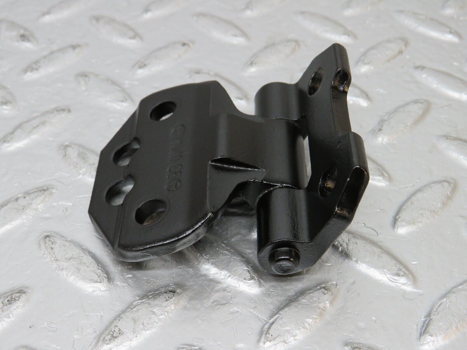 31540 Mercedes-Benz S124 220TE Wagon Door Hinge Left Side