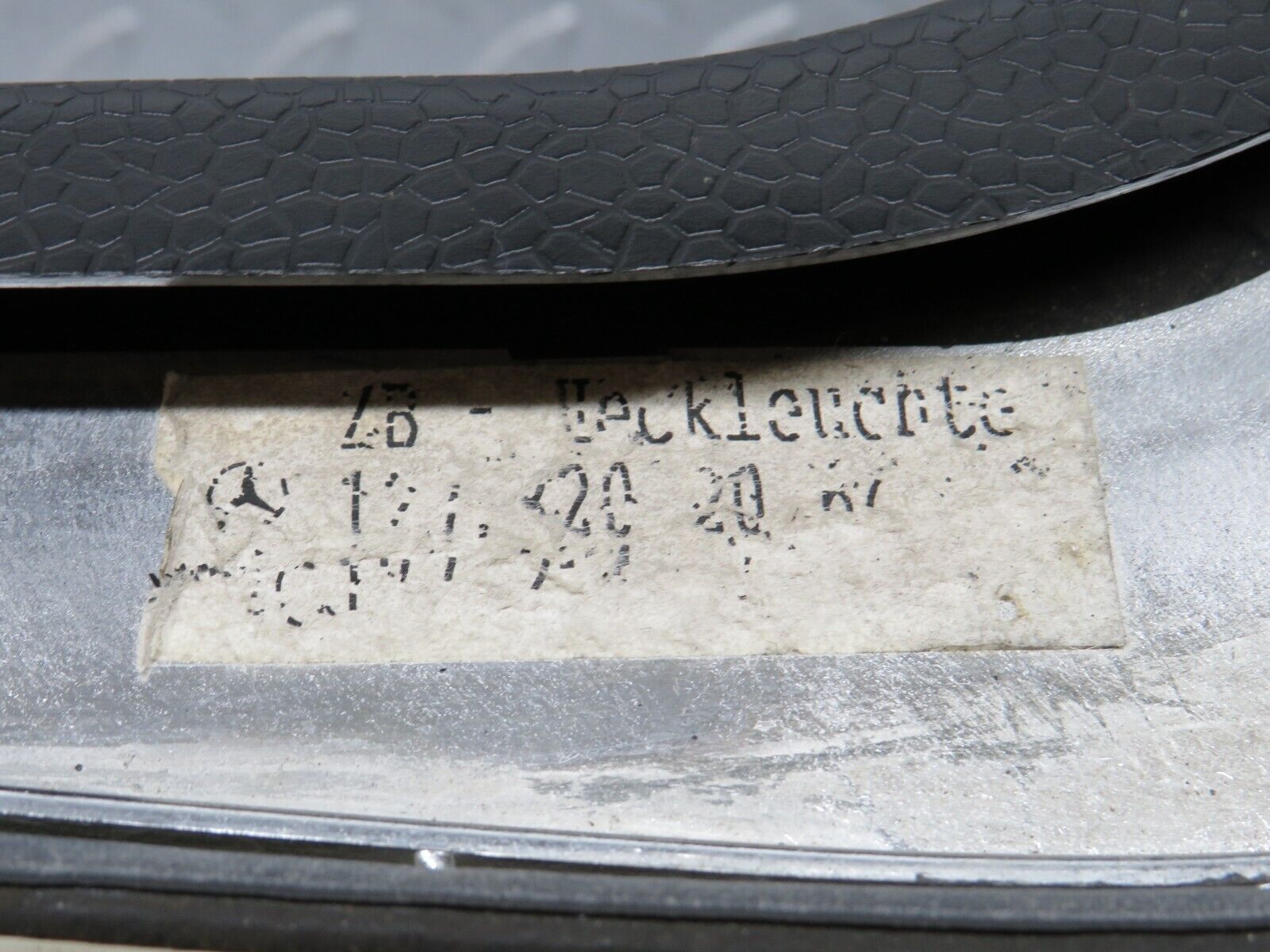 38353 Mercedes-Benz R129 280SL Coupe Tail Light Right Side 1298202064