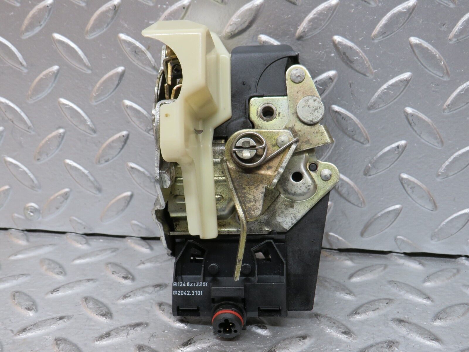 27672 Mercedes-Benz S124 300TE Wagon Rear Left Door Lock Mechanism 1248213551