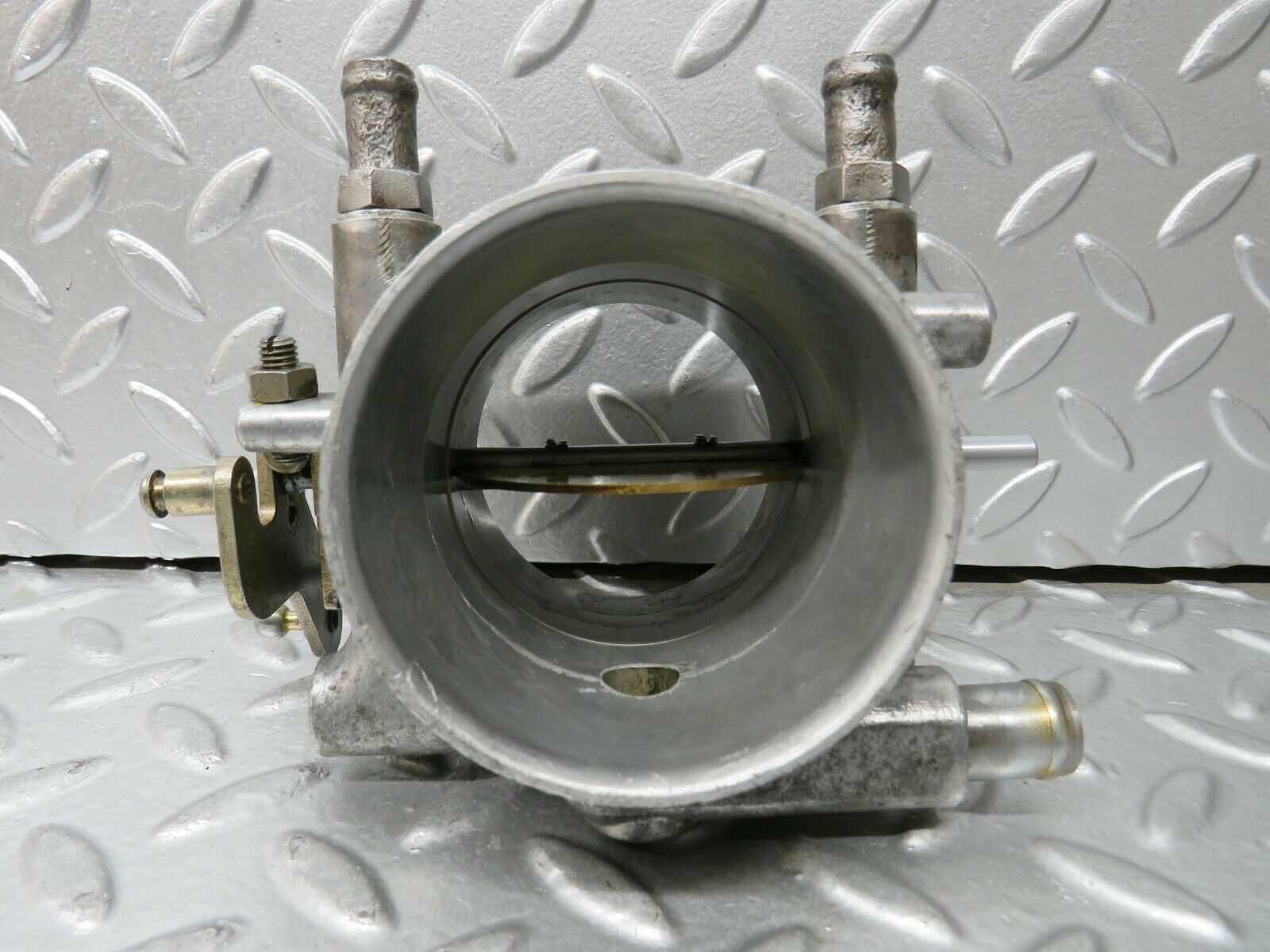 23525 Mercedes-Benz W114 280E Throttle Body Valve
