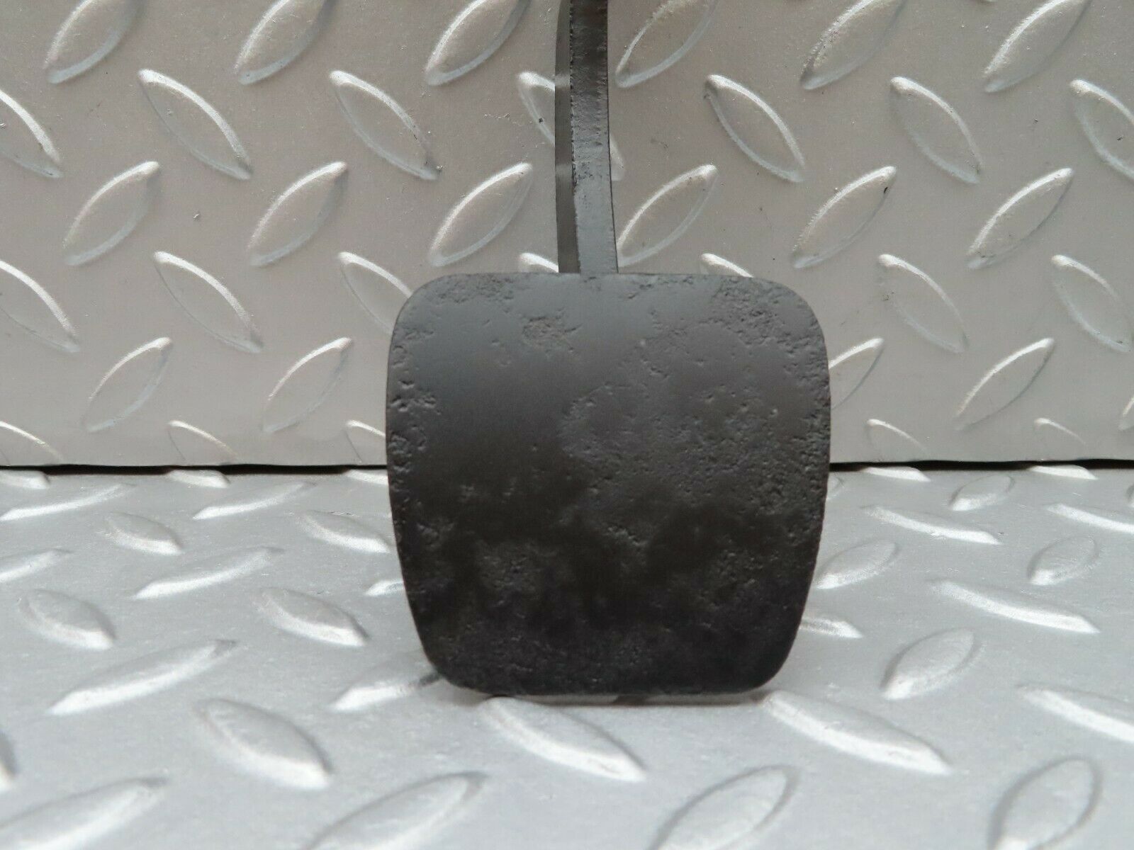 3673 Mercedes-Benz W108 280SE Brake Pedal