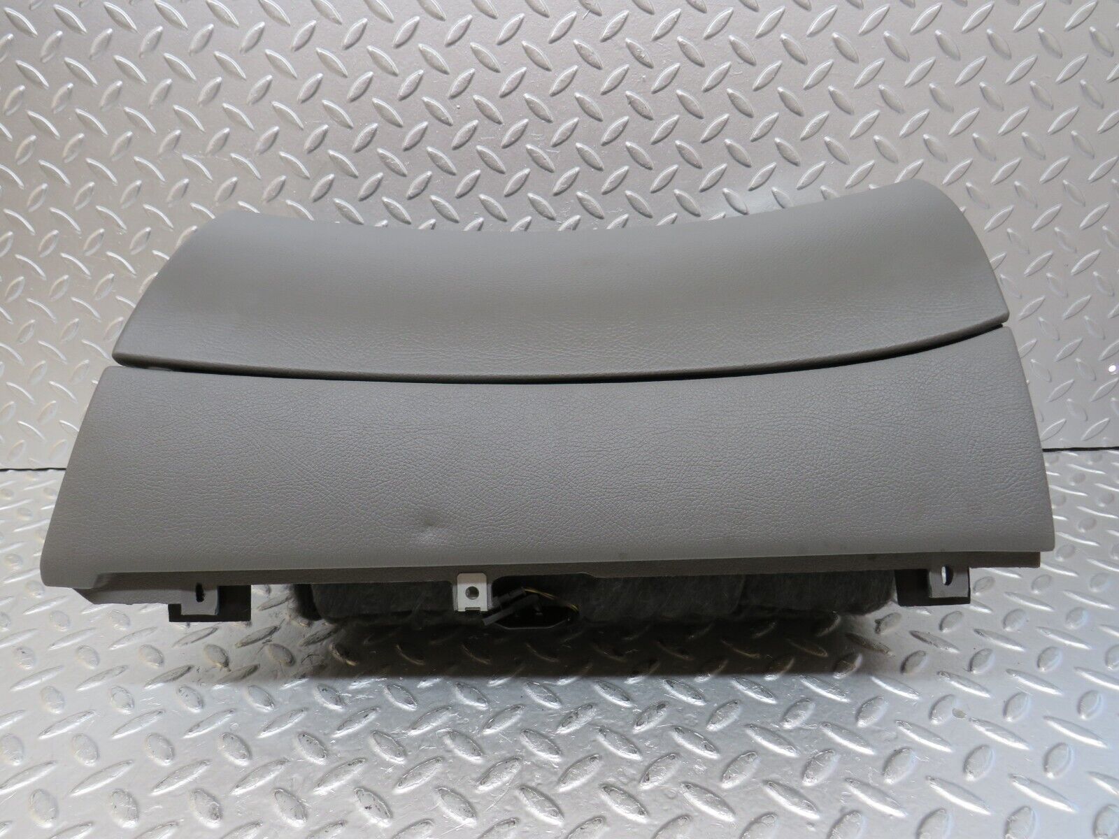 35201 Mercedes-Benz W221 Glove Box No Key