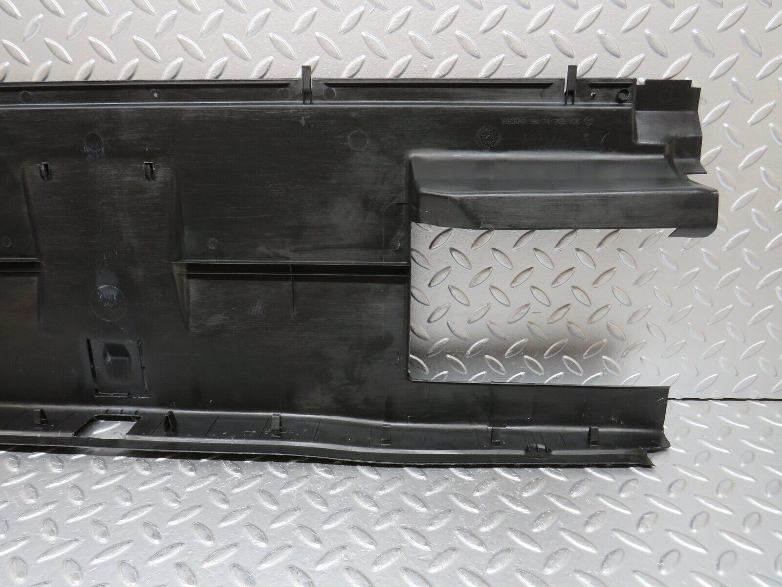 30648 Mercedes-Benz W201 190E 2.0L Boot Rear Plastic Cover 2016940425