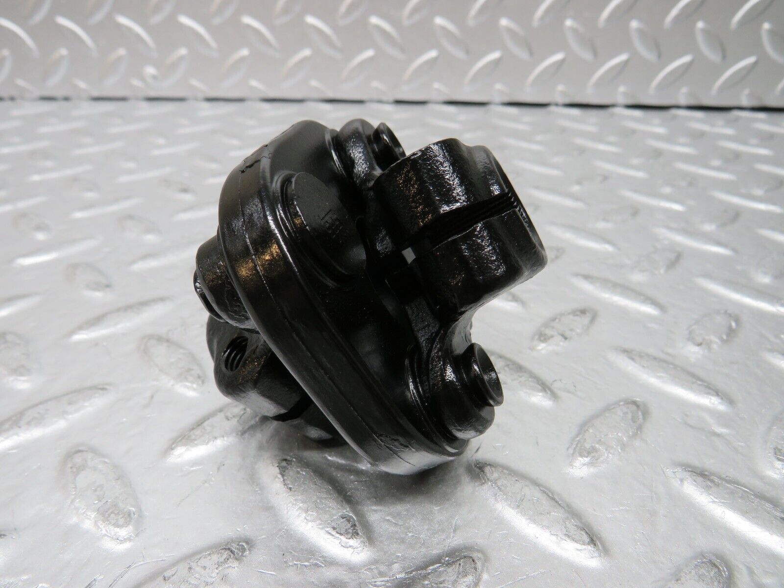 26726 Mercedes-Benz C124 220CE Coupe Steering Column Lower Shaft Connector