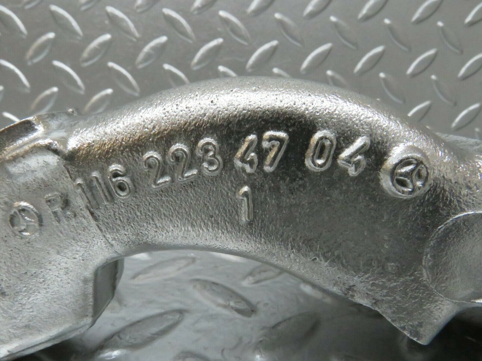 23894 Mercedes-Benz C107 450SLC Engine Mount Bracket Right Side 1162234704