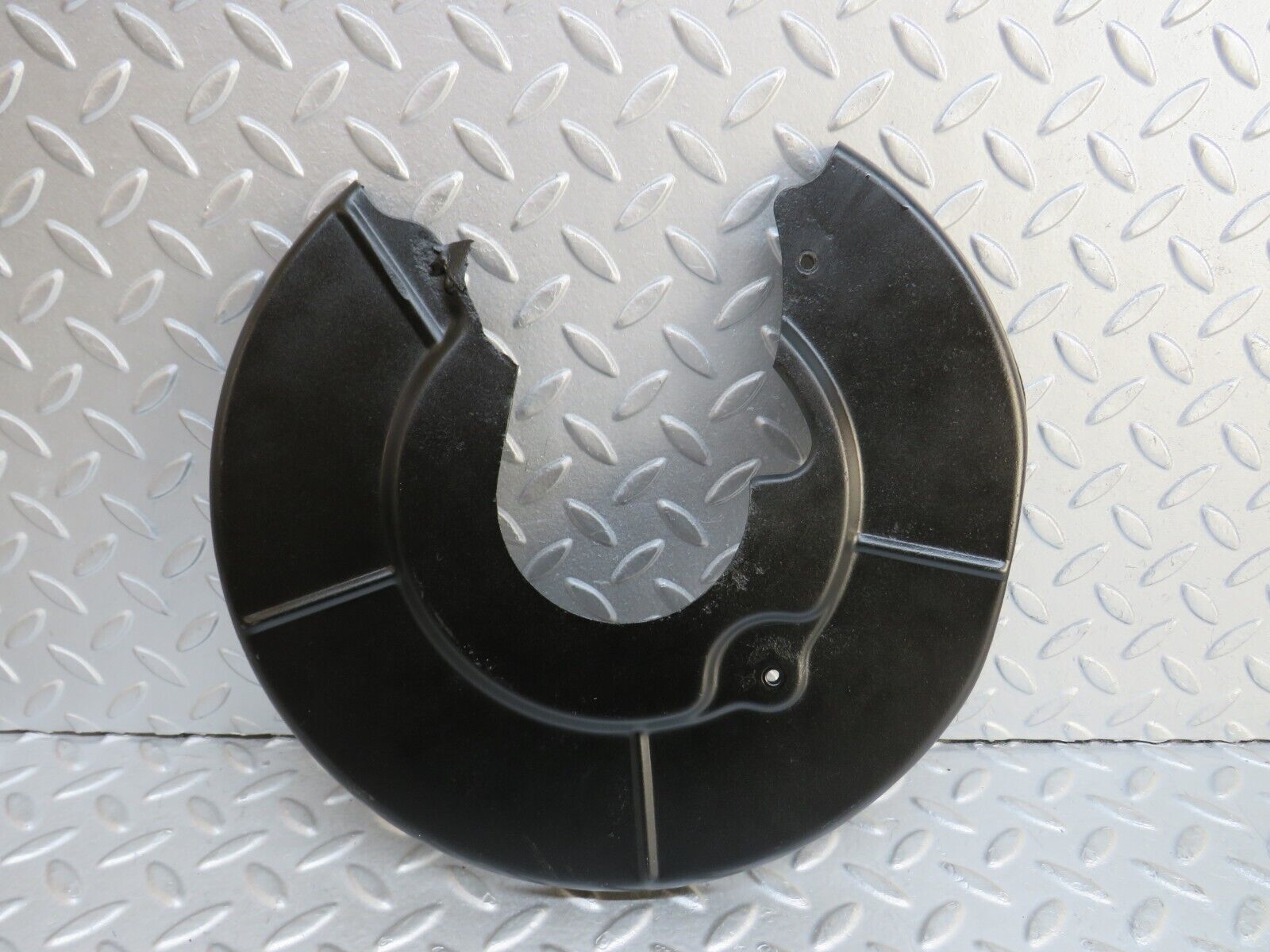 37658 Mercedes-Benz W109 300SEL Front Left Brake Disc Protection Plate