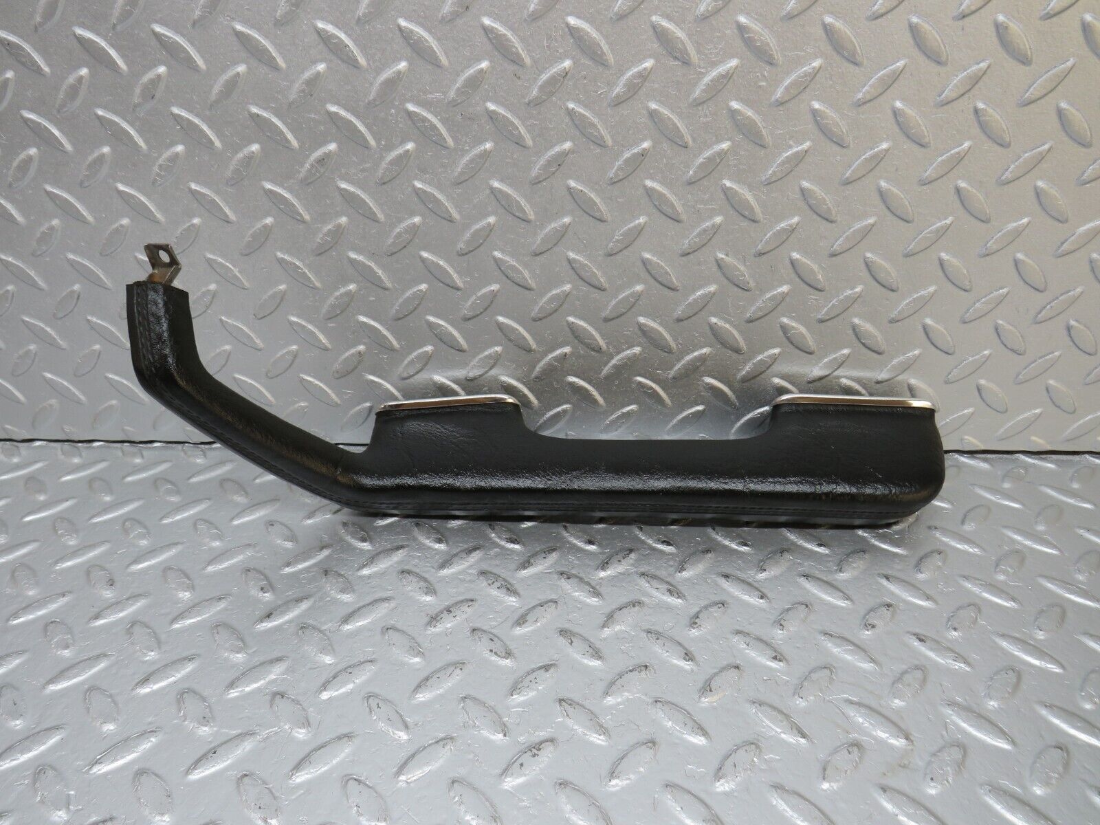 40554 Mercedes-Benz W123 300D Rear Right Interior Door Handle Black 1239701801