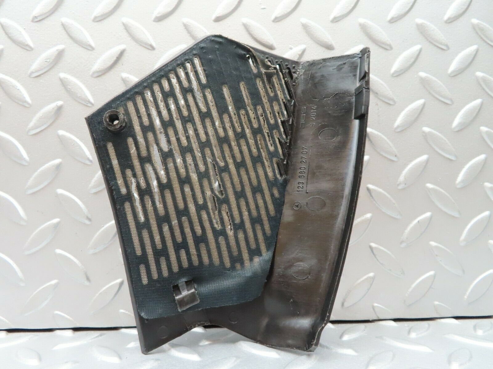 3713 Mercedes-Benz S123 200T Wagon Dash Speaker Cover Grill Left 1236802707