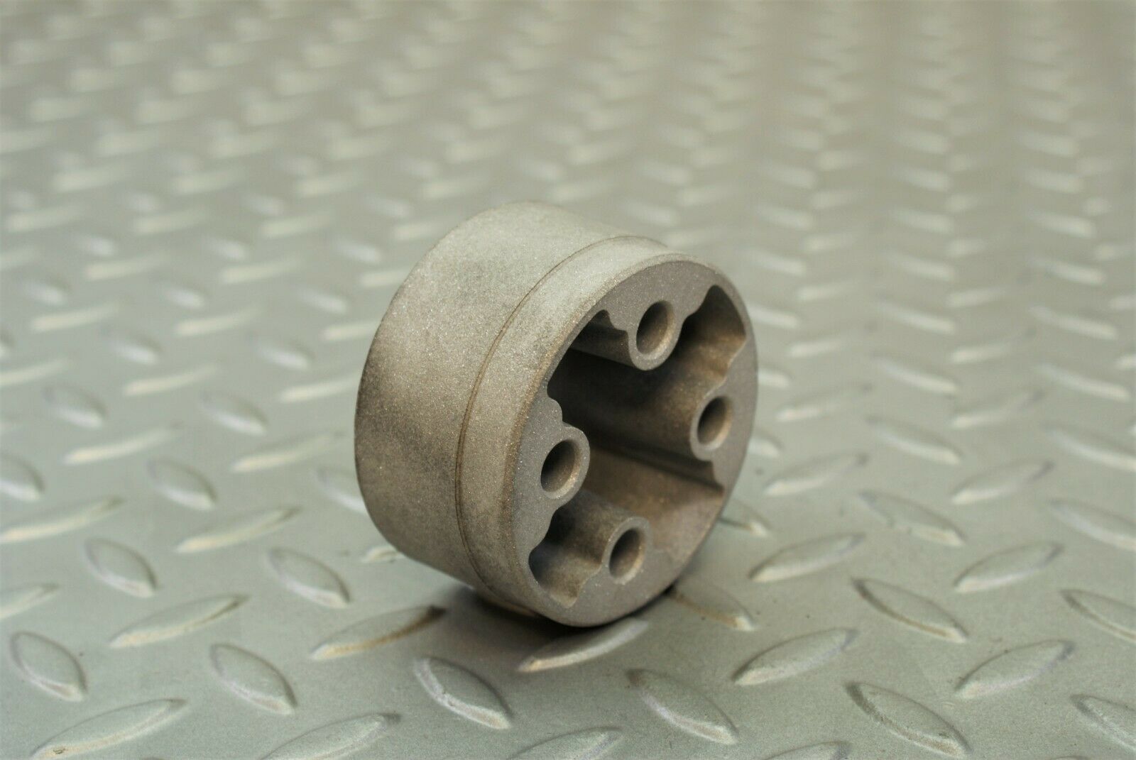 3074 Mercedes-Benz W115 220D Water Pump Spacer 1152050126