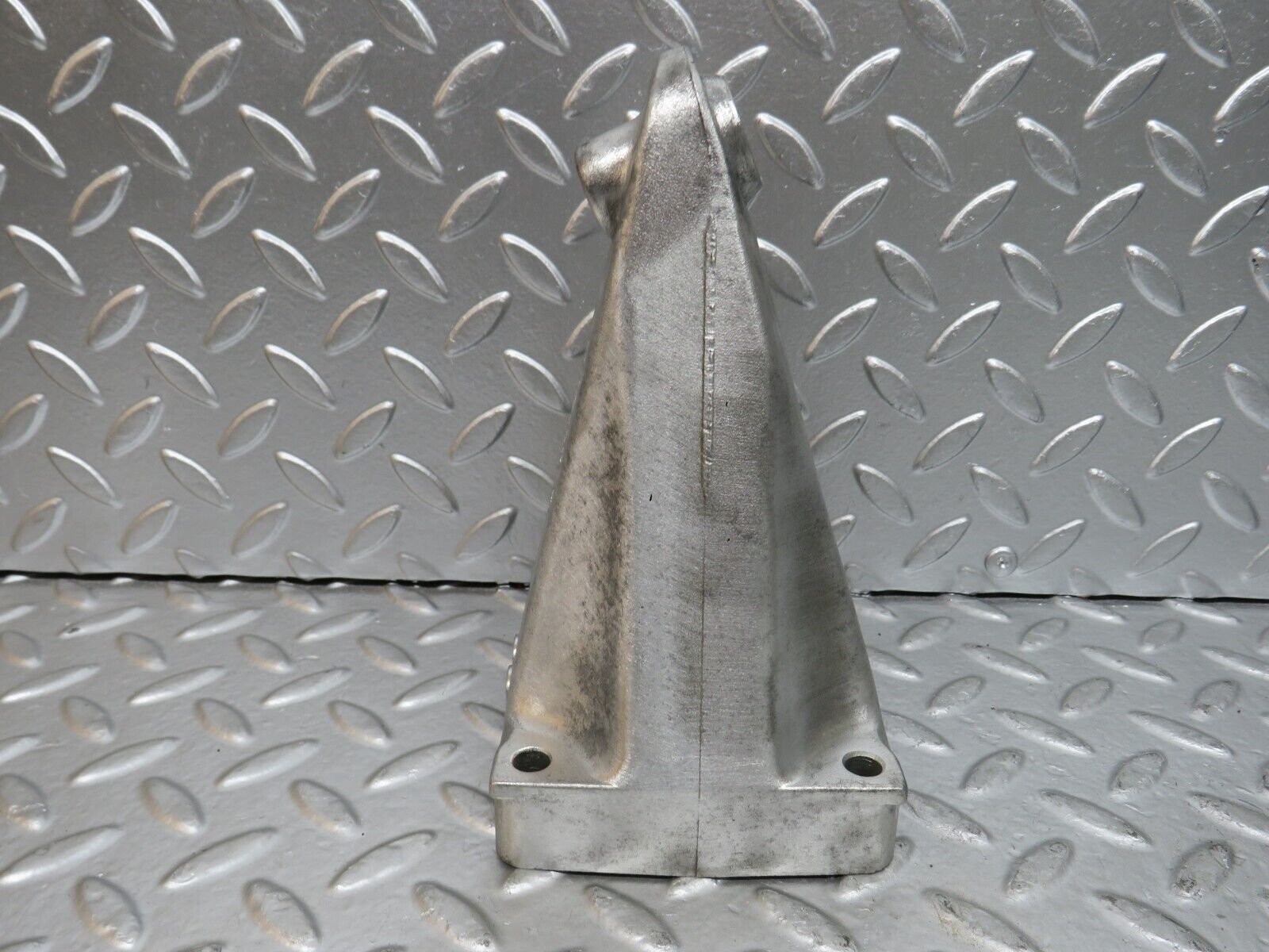 24831 Mercedes-Benz W140 S320 Engine Mount Bracket Right Side 6032235304