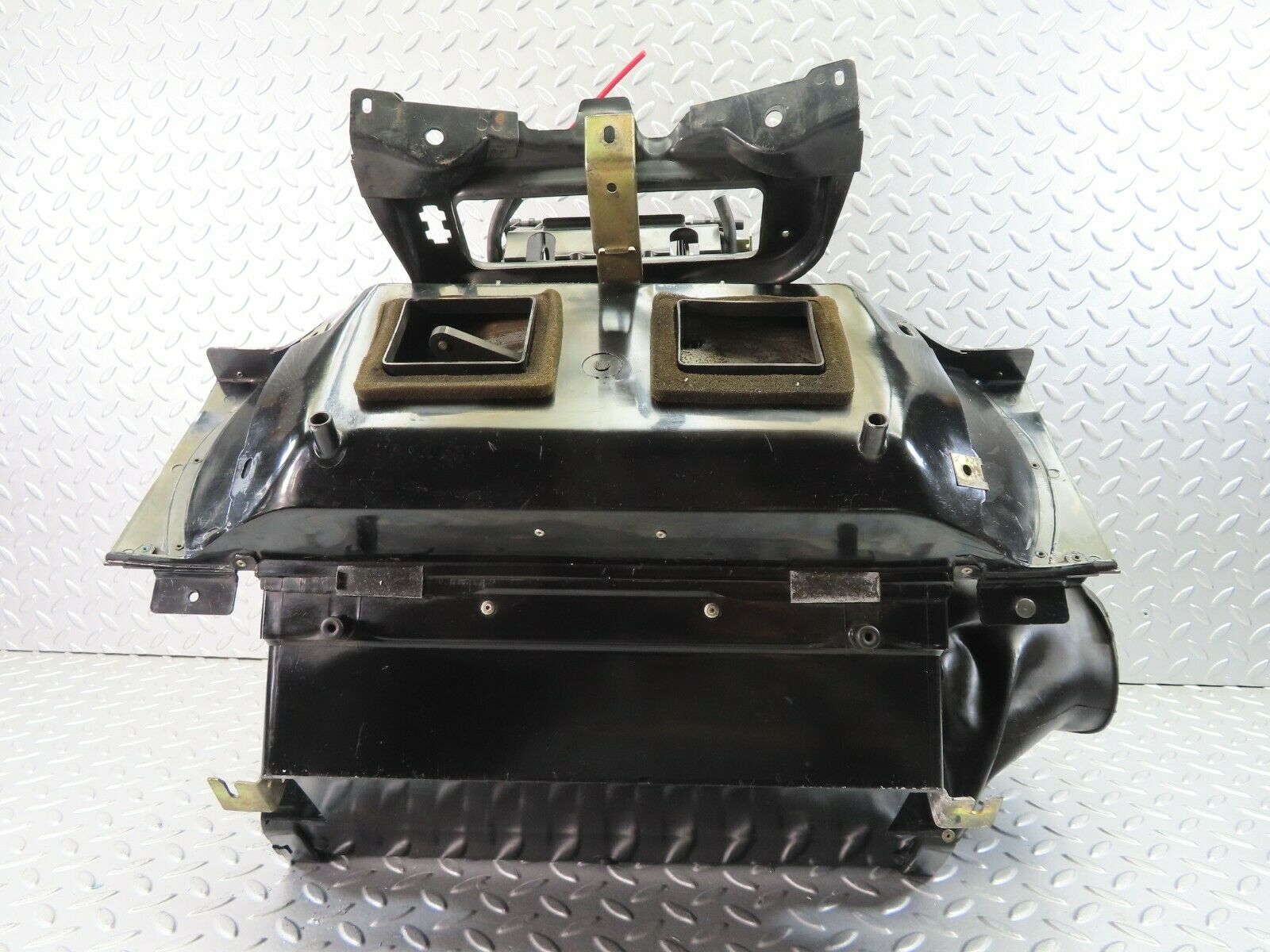 7483 Mercedes-Benz W116 450SE Heater Box Blower Housing