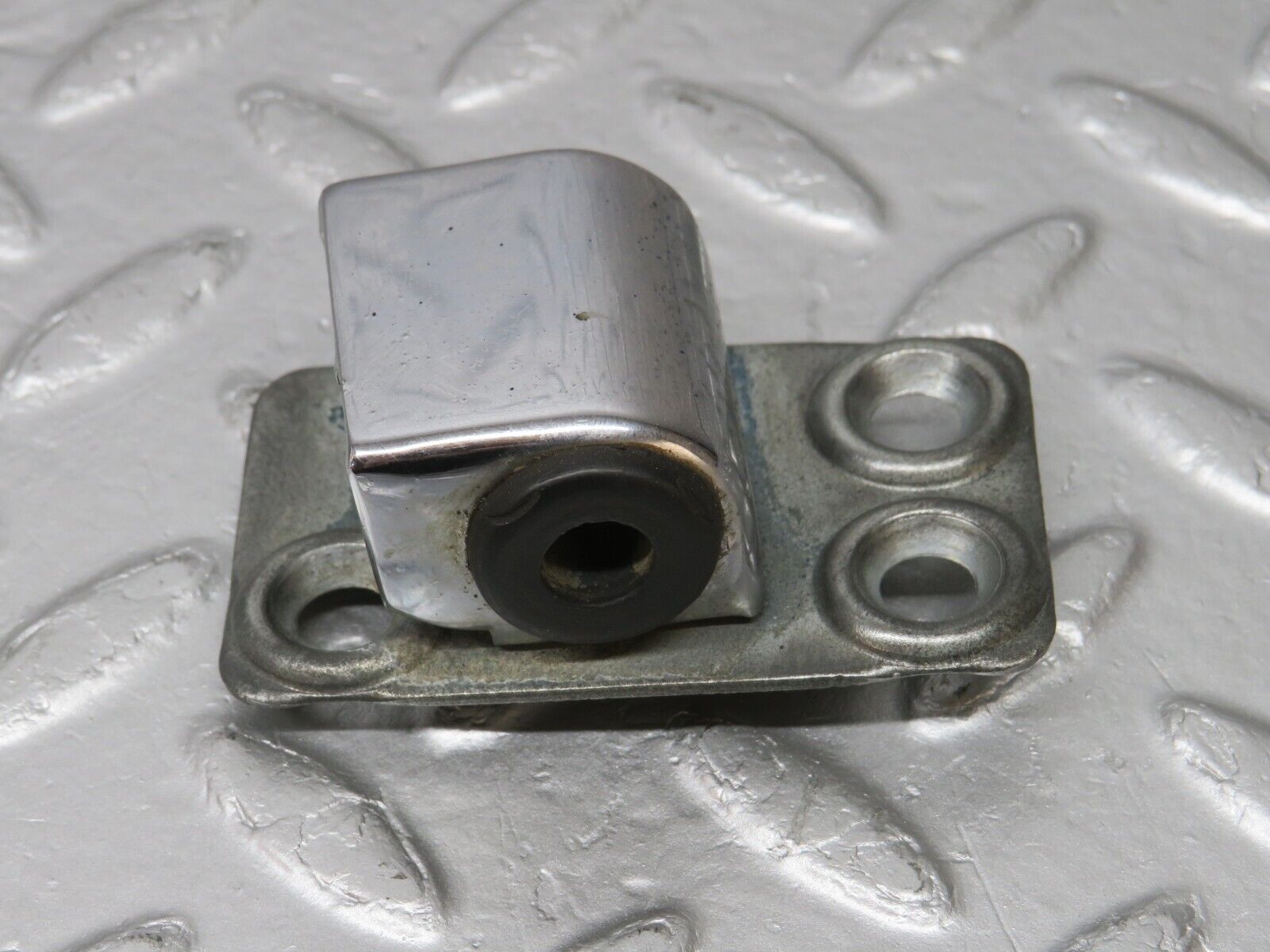 40284 Mercedes-Benz W110 230 Door Lock Latch Right Side