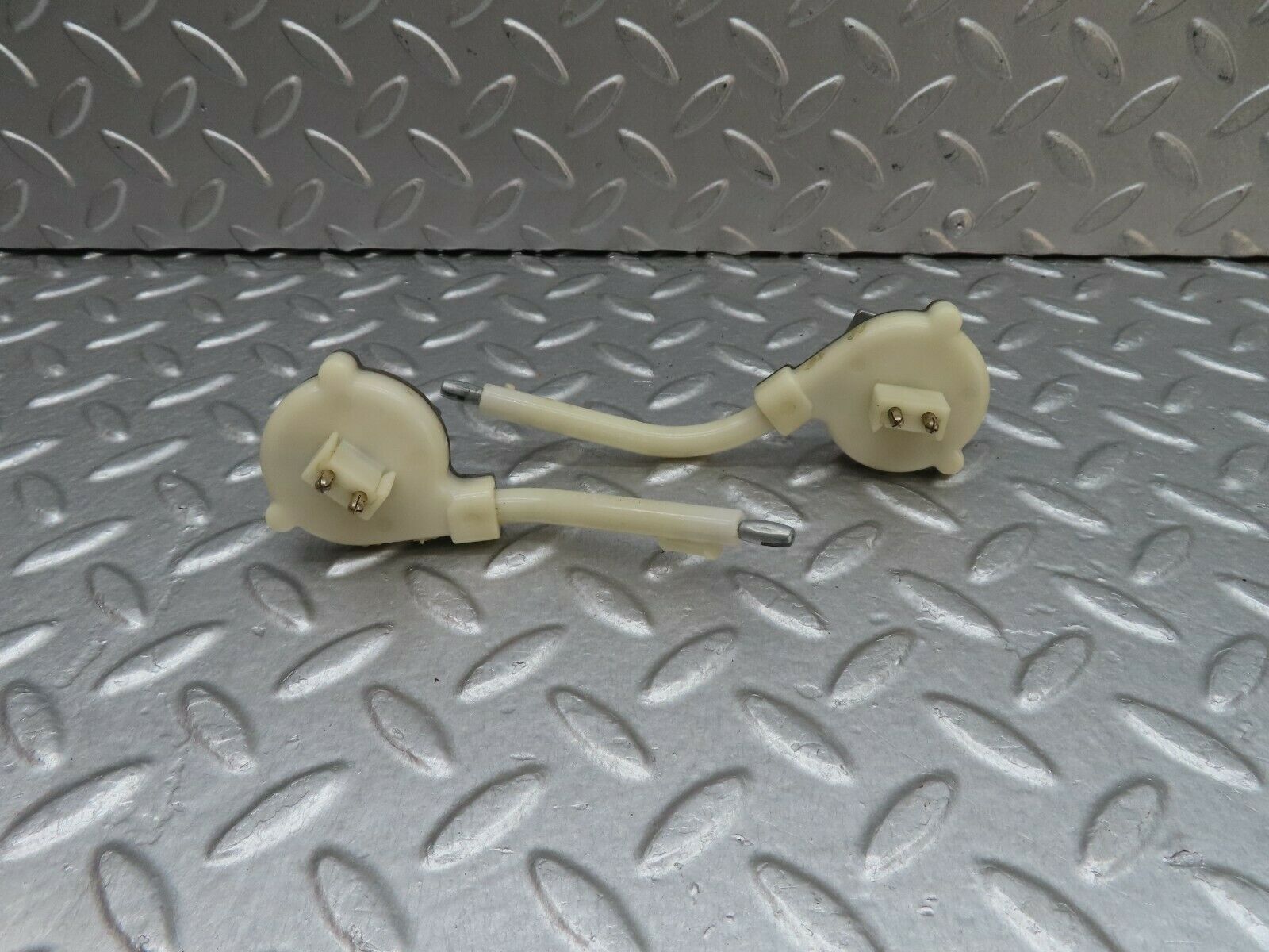 18019 Mercedes-Benz W123 200 Heater Regulator 1238300485