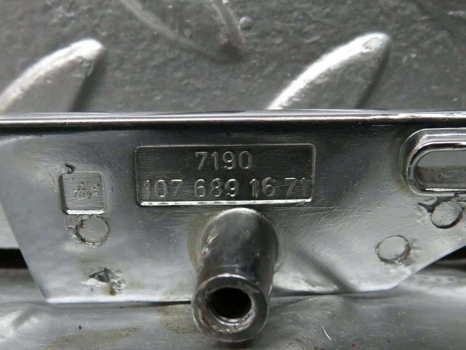 23781 Mercedes-Benz C107 450SLC Coupe Dashboard Trim Right Side 1076891671