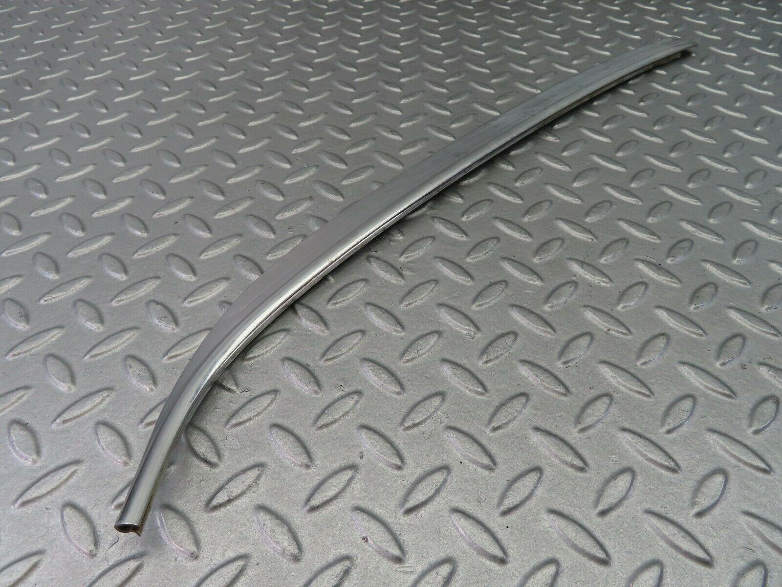 7919 Mercedes-Benz W115 220D Rear Left C Pillar Chrome Moulding