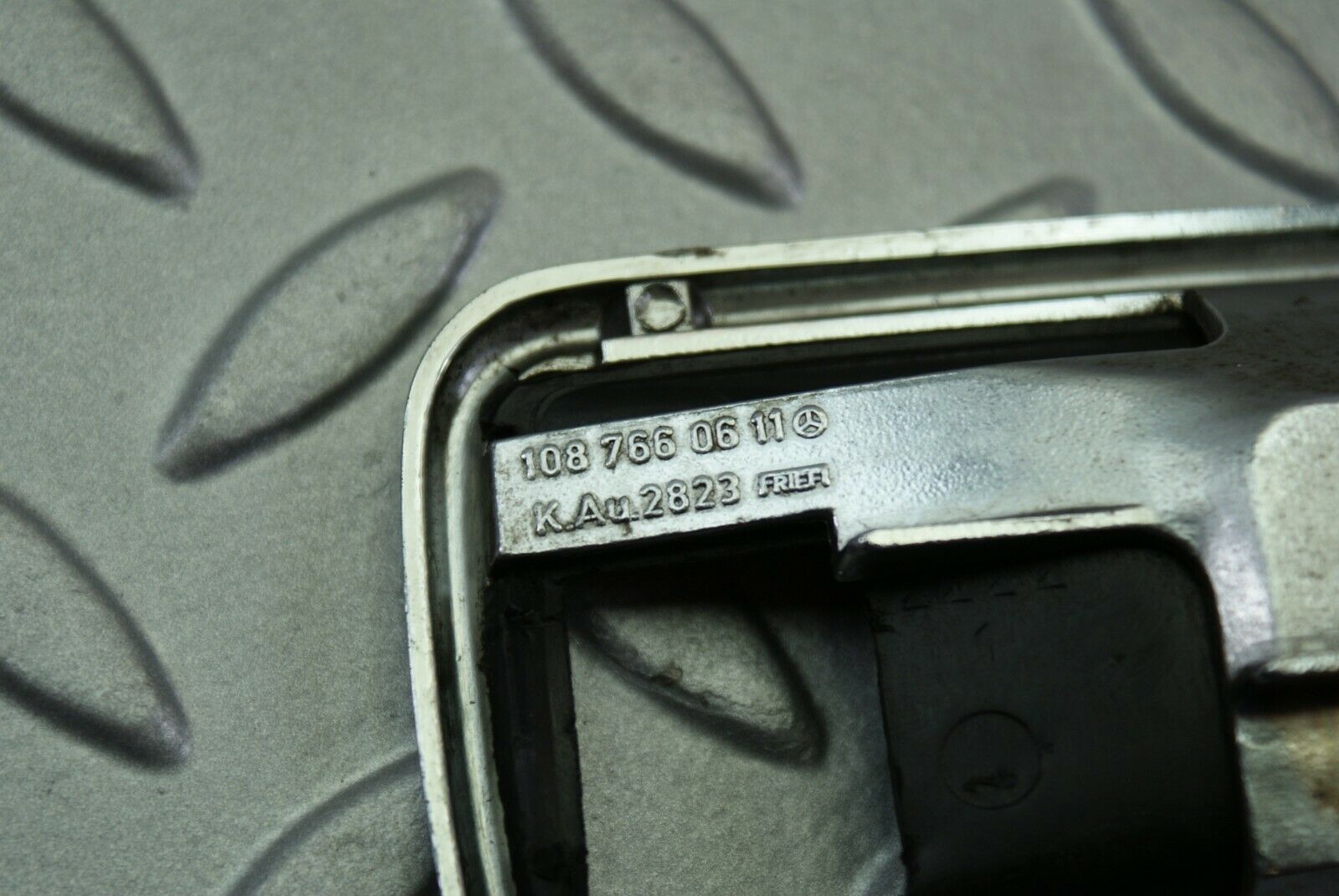 3185 Mercedes-Benz W115 220D Chrome Frame For Door Opener Right 1087660611