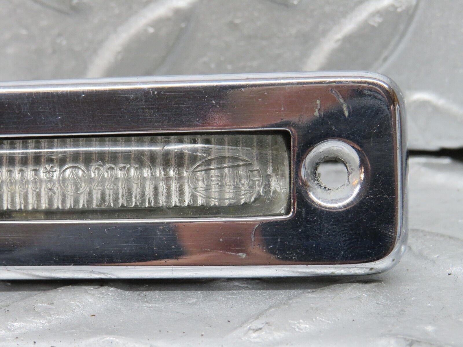 37343 Mercedes-Benz W109 300SEL number Plate Light Chrome Hella