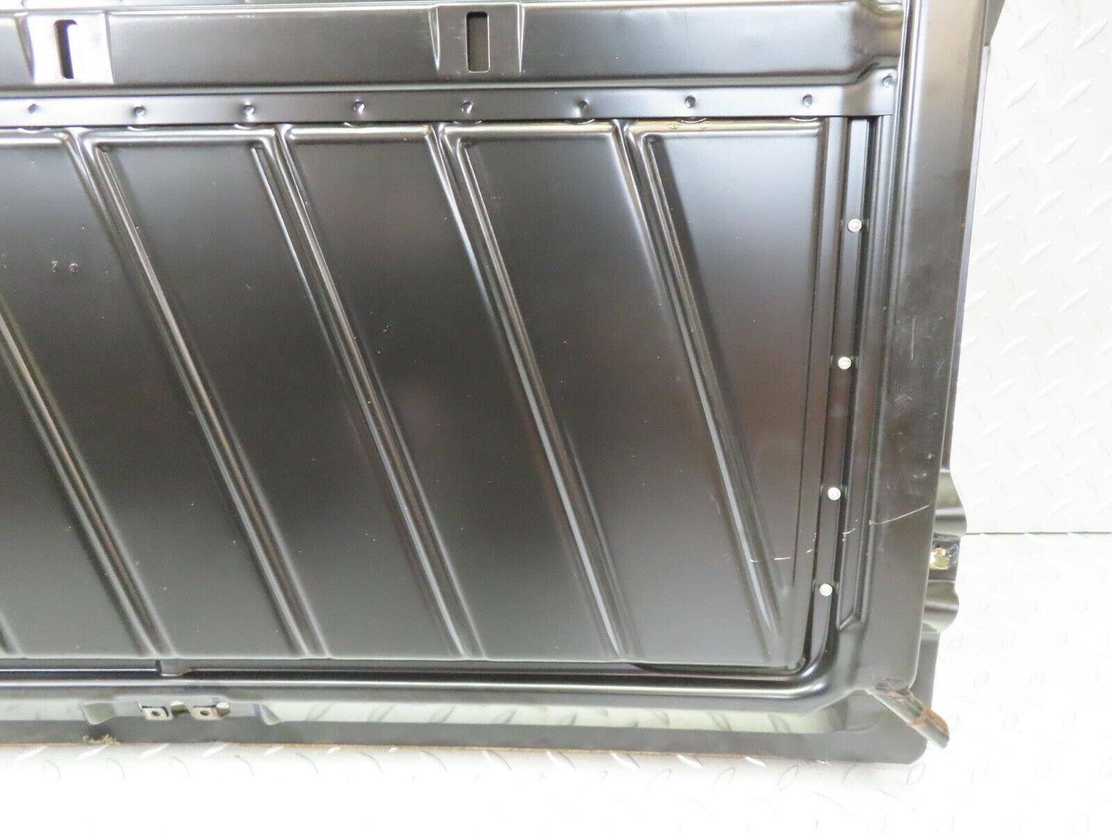 14796 Mercedes-Benz W201 190E Power Sunroof Frame