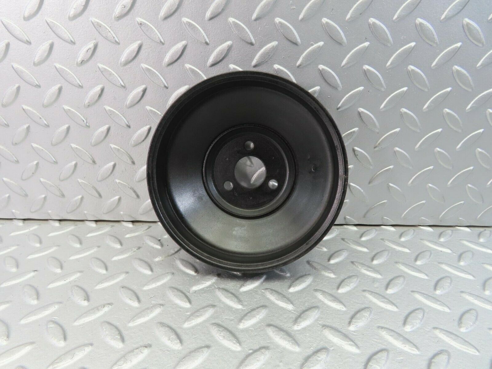 10576 Mercedes-Benz W201 190E Power Steering Pump Pulley 2014600479