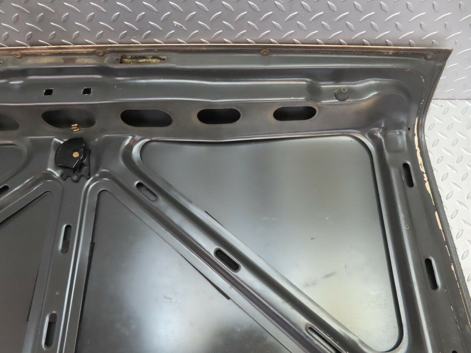 15815 Mercedes-Benz W123 280E Boot Lid Trunk Door