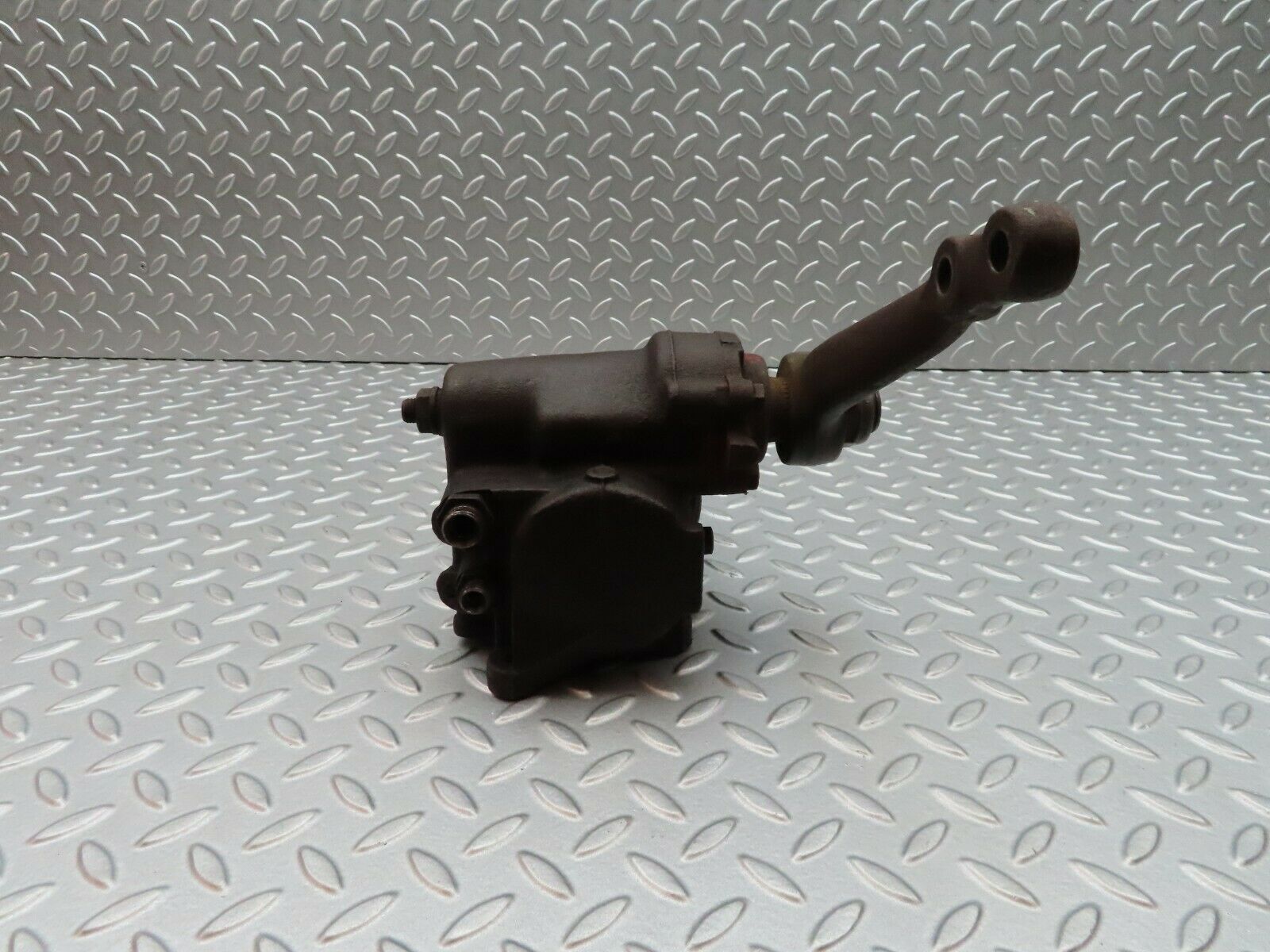 5120 Mercedes-Benz W114 280CE Coupe Steering Box 1164610101