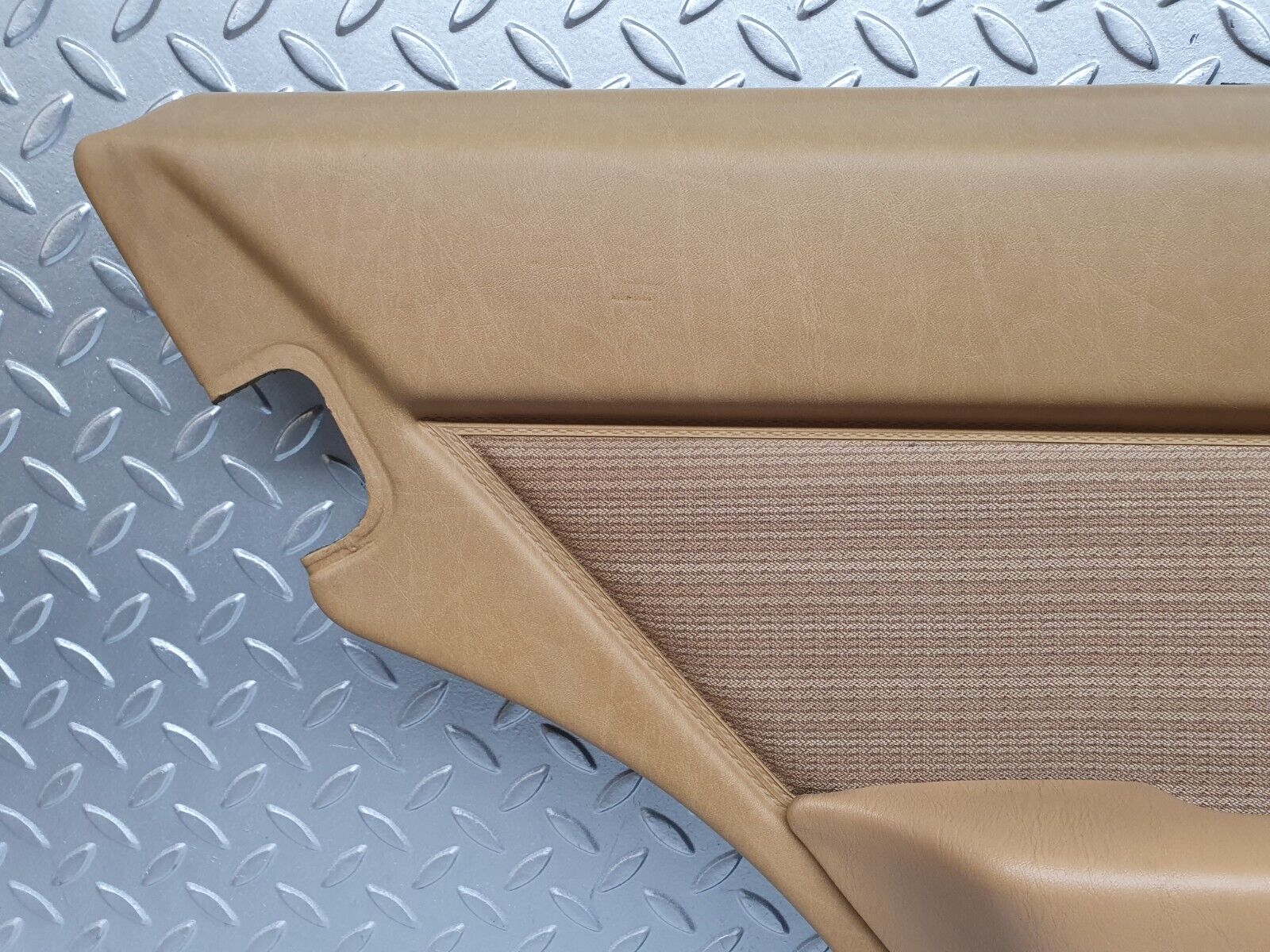 41482 Mercedes-Benz W124 200E Rear Left Door Card Palomino