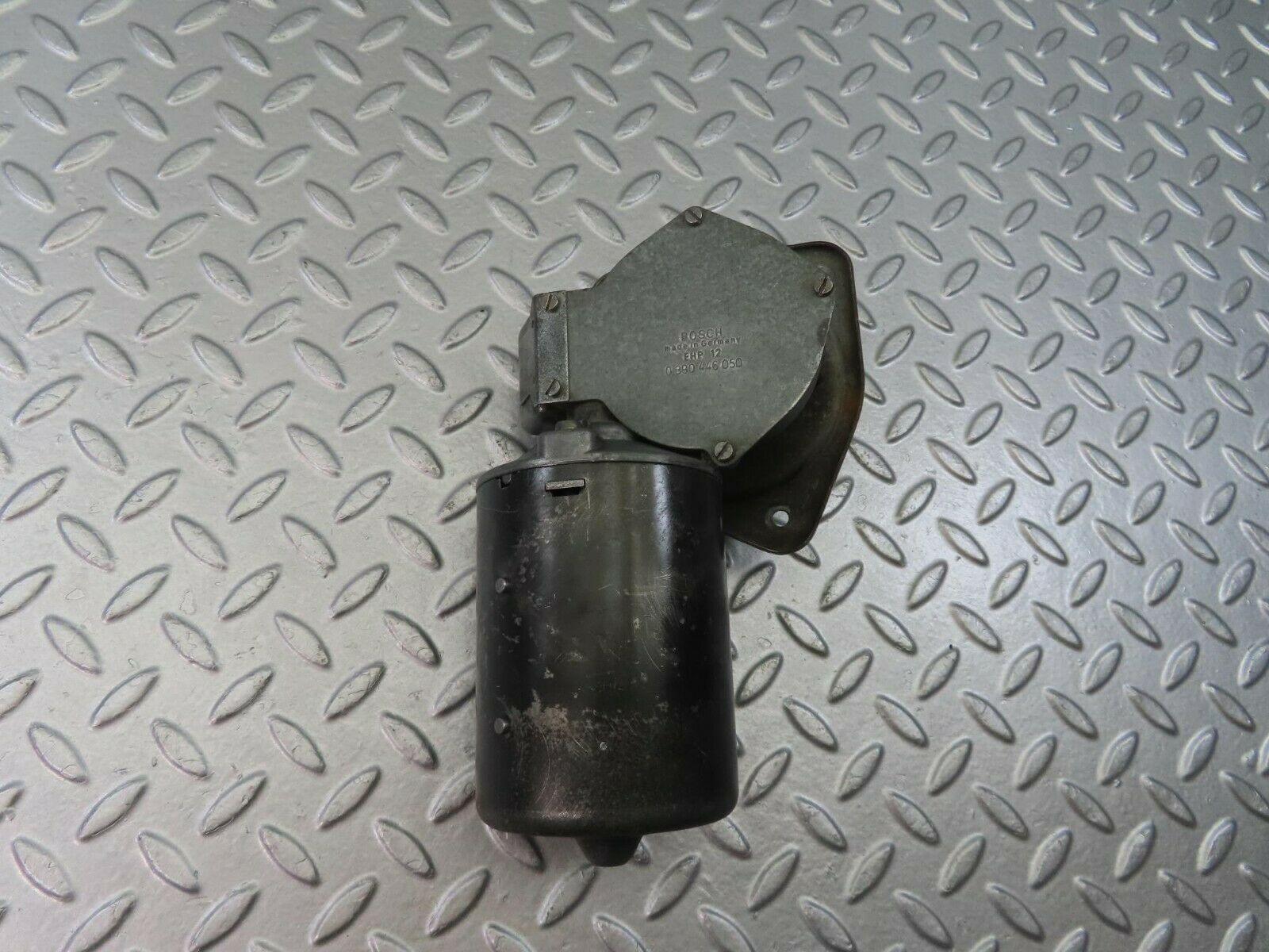 8904 Mercedes-Benz W108 Wiper Motor Bosch 0390446050