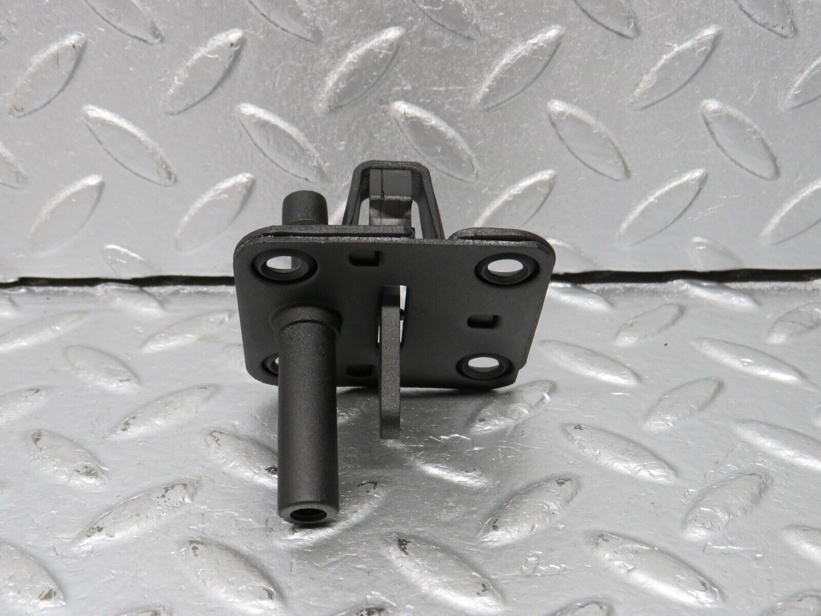 40536 Mercedes-Benz W123 300D Bonnet Lock Latch