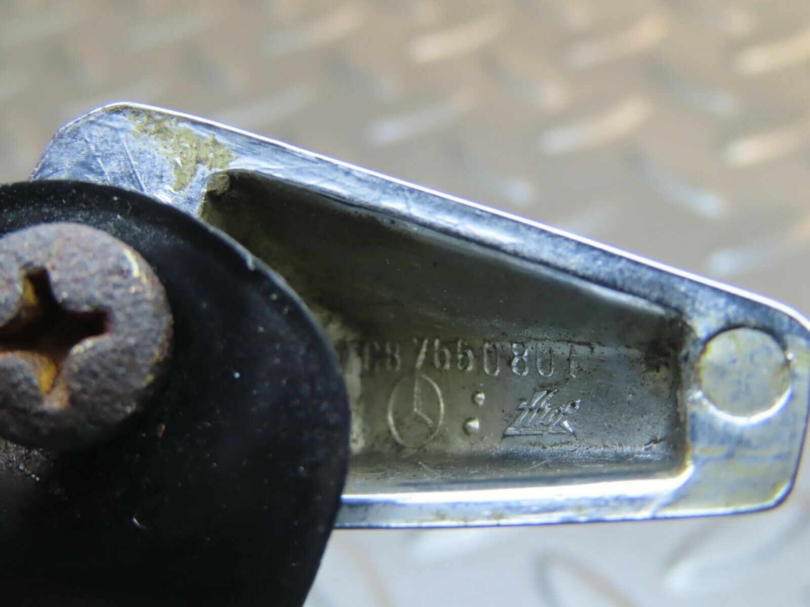 8731 Mercedes-Benz W108 Chrome Door Handle Front Left No Key 1087660801