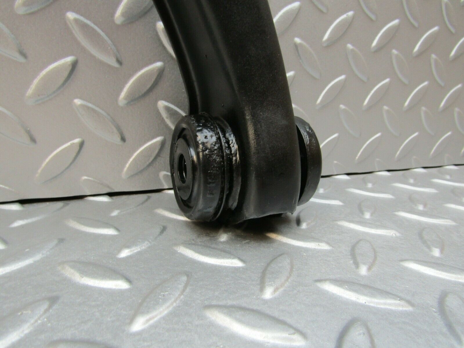 3345 Mercedes-Benz W115 220D Upper Control Arm Front Left