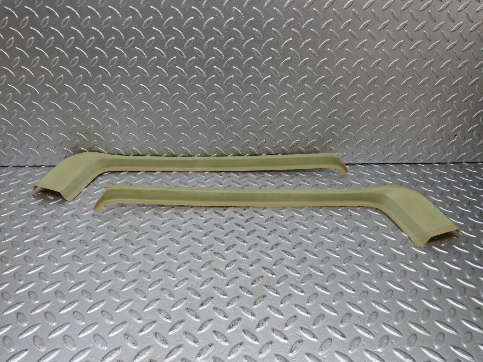 27569 Mercedes-Benz S124 300TE Inner Tailgate Cover Trim Pair Beige 1247450171