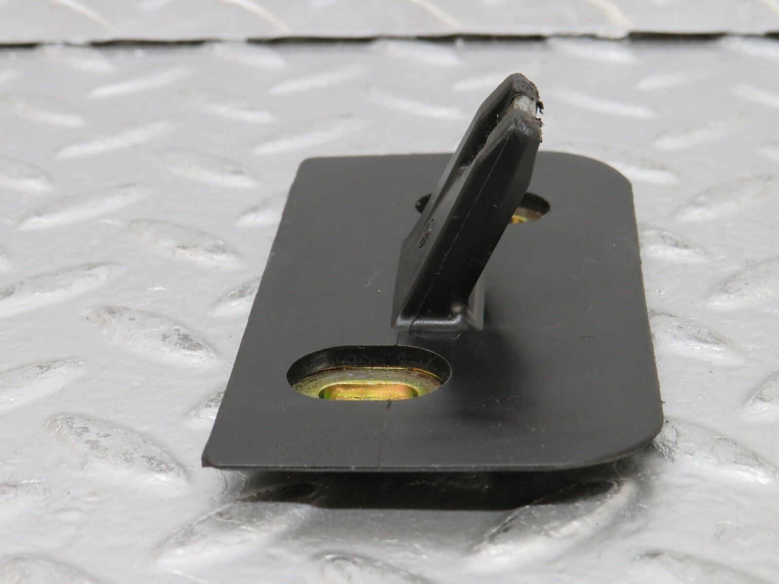 24930 Mercedes-Benz W140 S320 Trunk Lock Latch