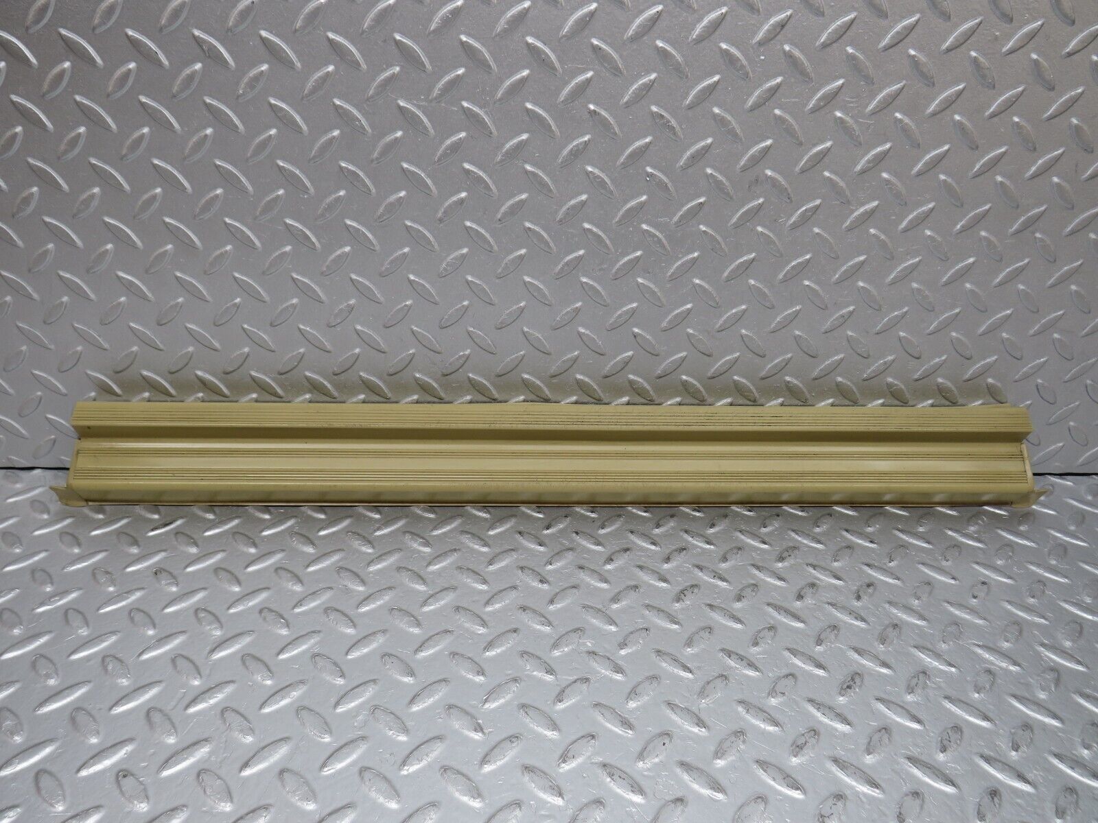 38695 Mercedes-Benz W201 190E 2.6L Front Right Door Sill