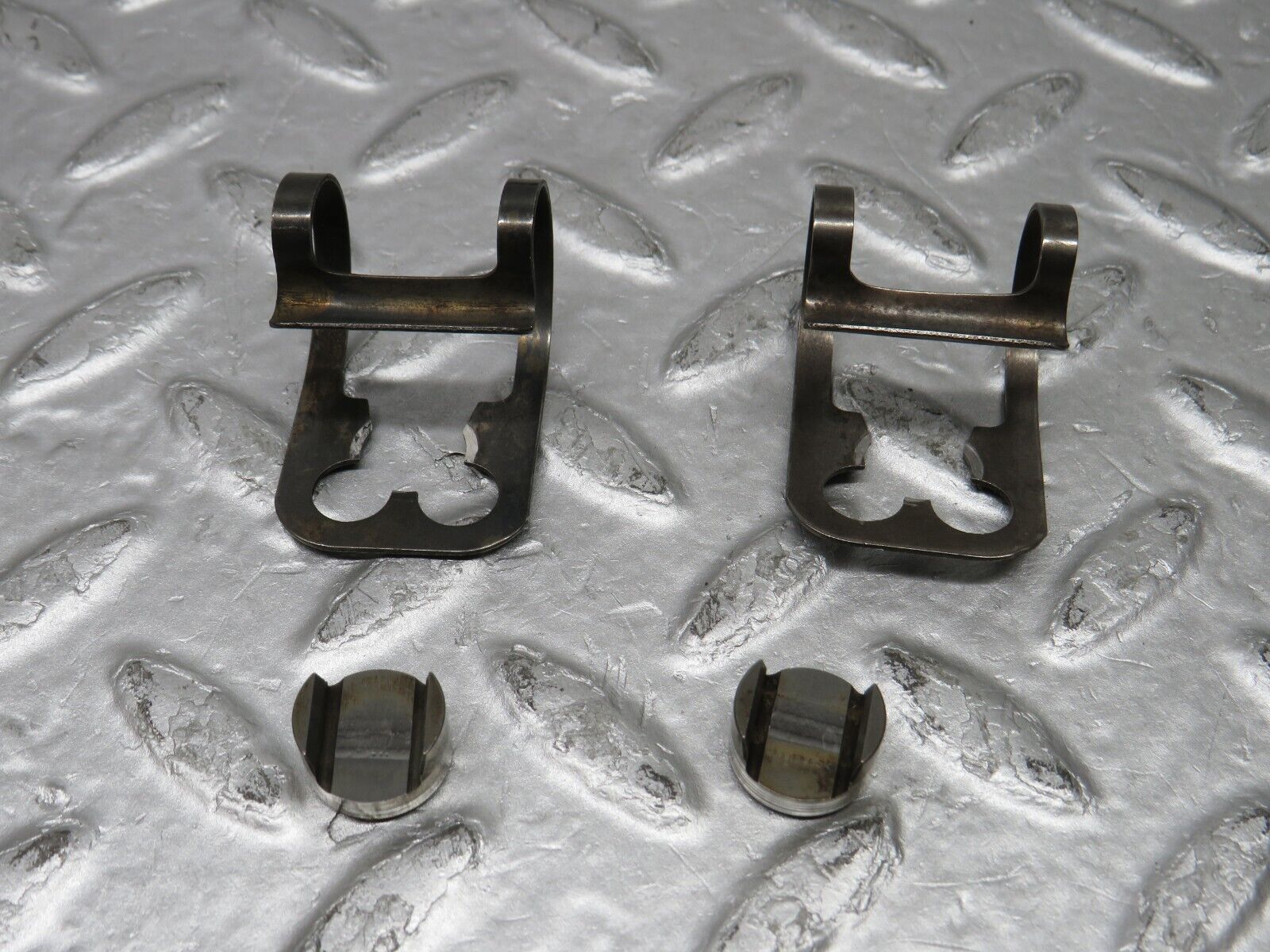 37617 Mercedes-Benz W109 300SEL Valve Rocker Arm With Spring & Tappet