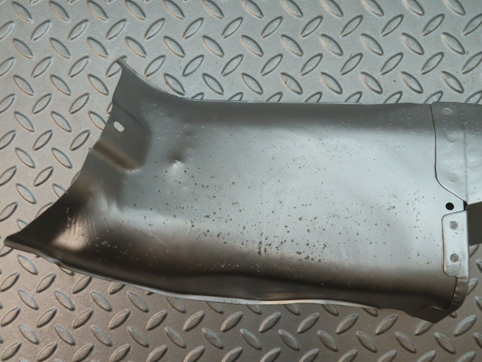 5557 Mercedes-Benz W124 230E Exhaust Heat Shield