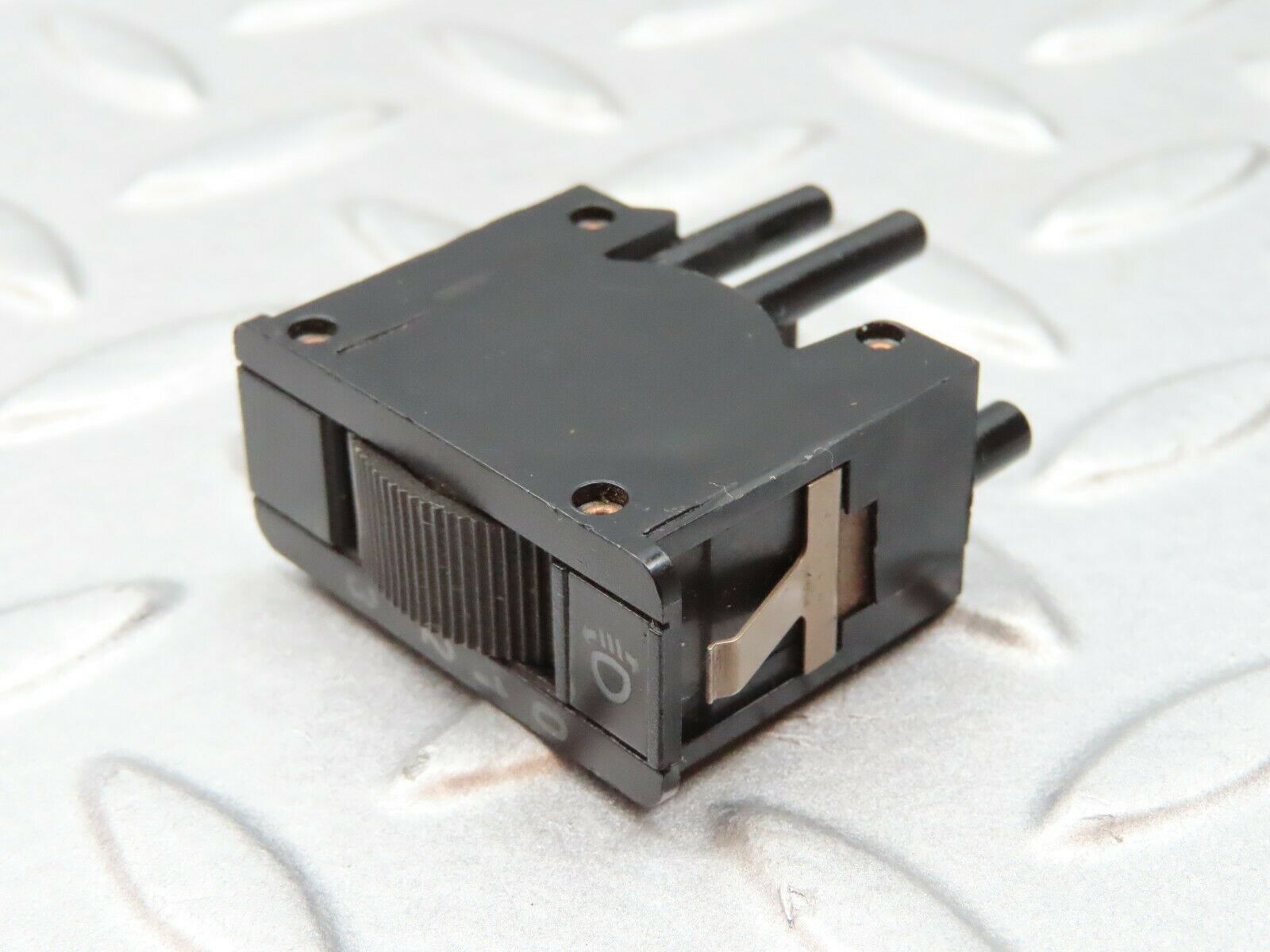 4445 Mercedes-Benz W123 230E Headlight Level Switch 0008000473