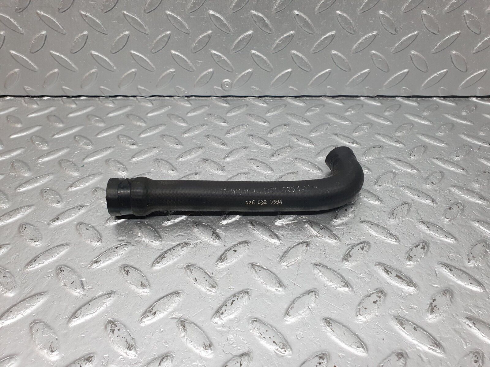 40983 Mercedes-Benz W126 300SE Heater Hose 1260320394