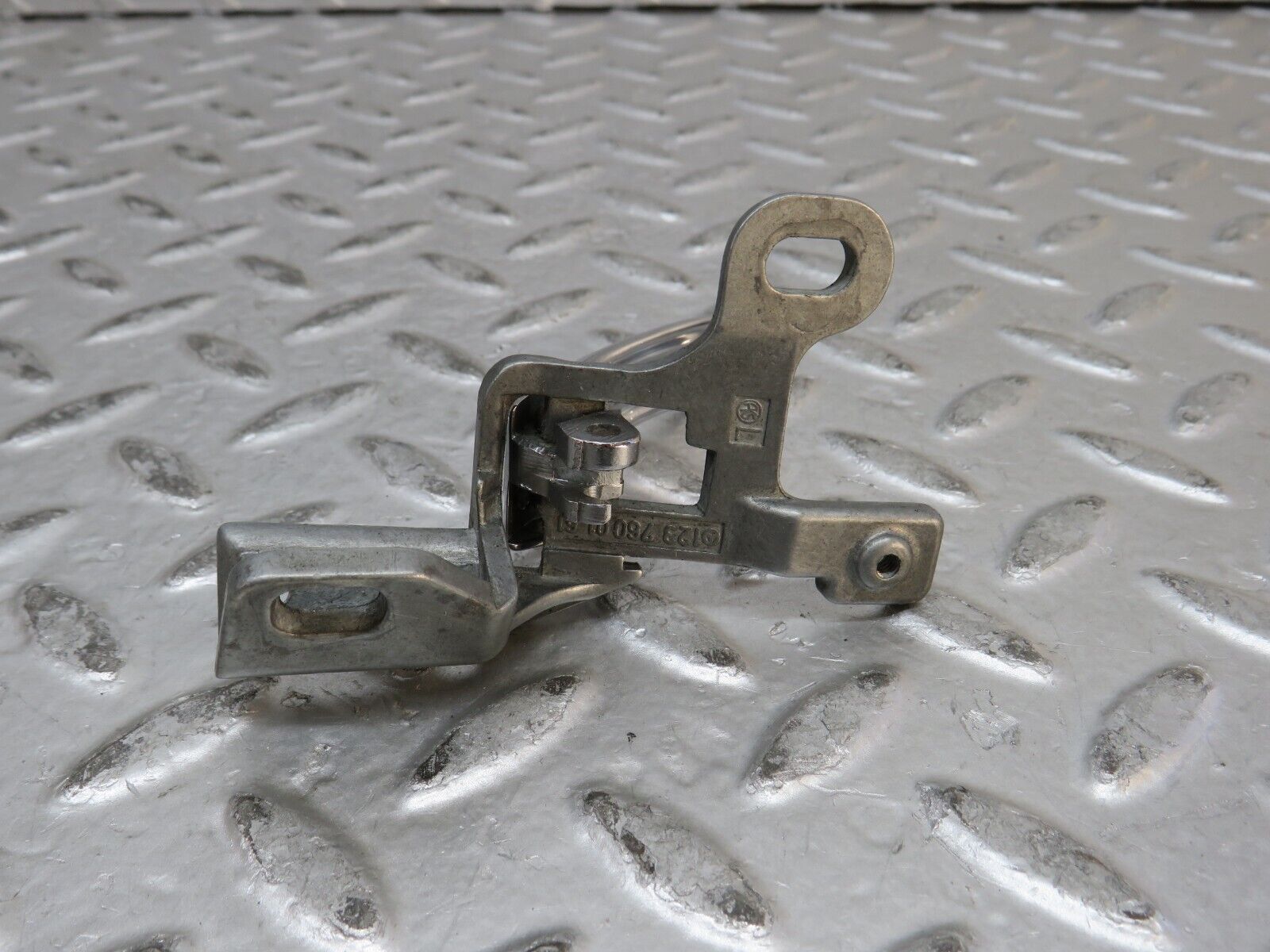 28805 Mercedes-Benz W123 230E Left Door Opener Door Handle 1237600161