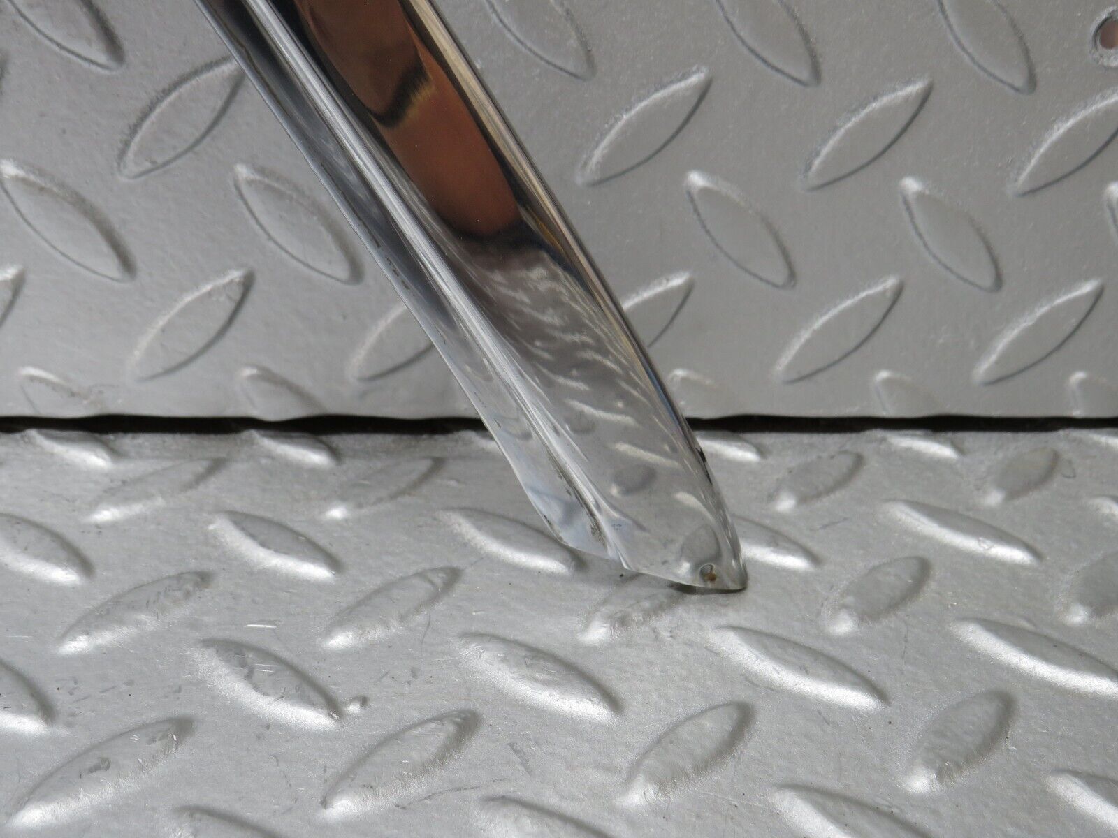 37319 Mercedes-Benz W109 300SEL Rear Left Door Chrome Window Frame