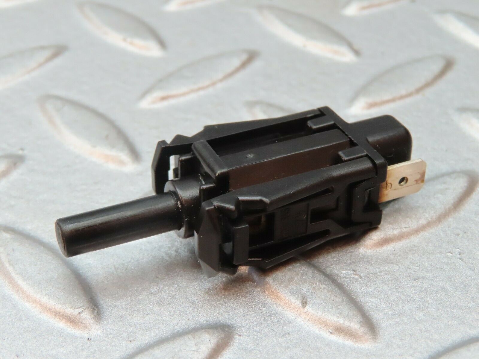 4207 Mercedes-Benz V123 240D LWB Door Contact Switch 0015458714